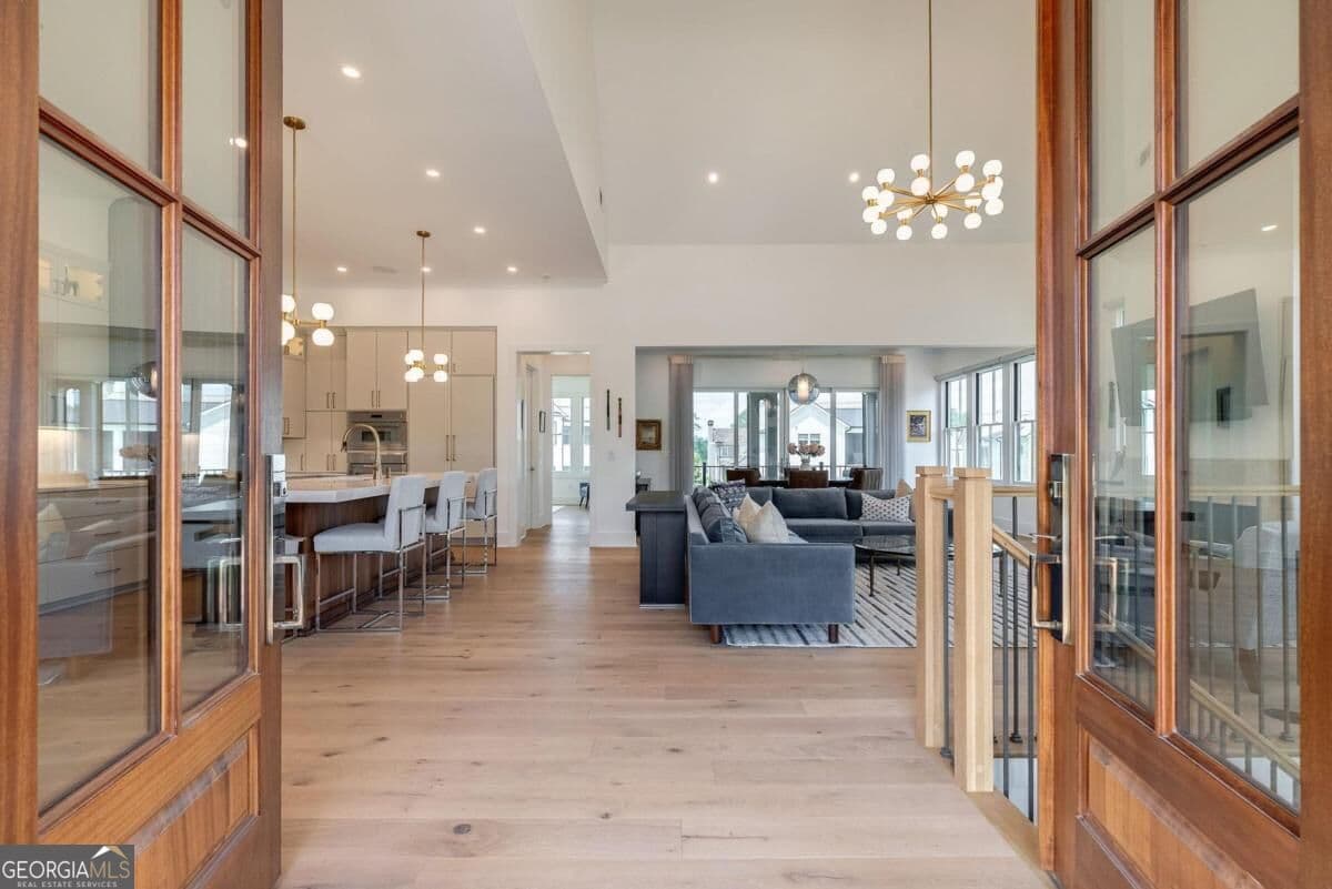 4 bedroom, 4 bathroom, 3,347 sq ft single family residence for sale at 1062 Fish Hook Lane, Greensboro, GA 30642 — photo 4