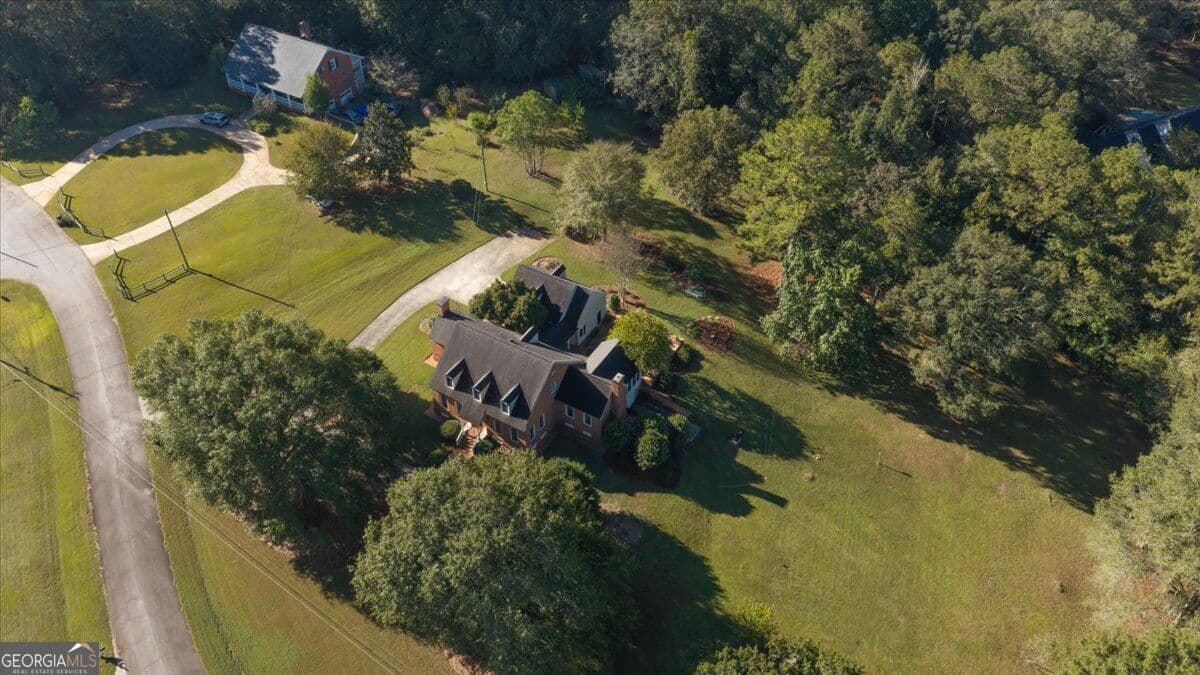 3 bedroom, 2.5 bathroom, 3,179 sq ft single family residence for sale at 229 Antler Drive, Thomaston, GA 30286 — photo 5