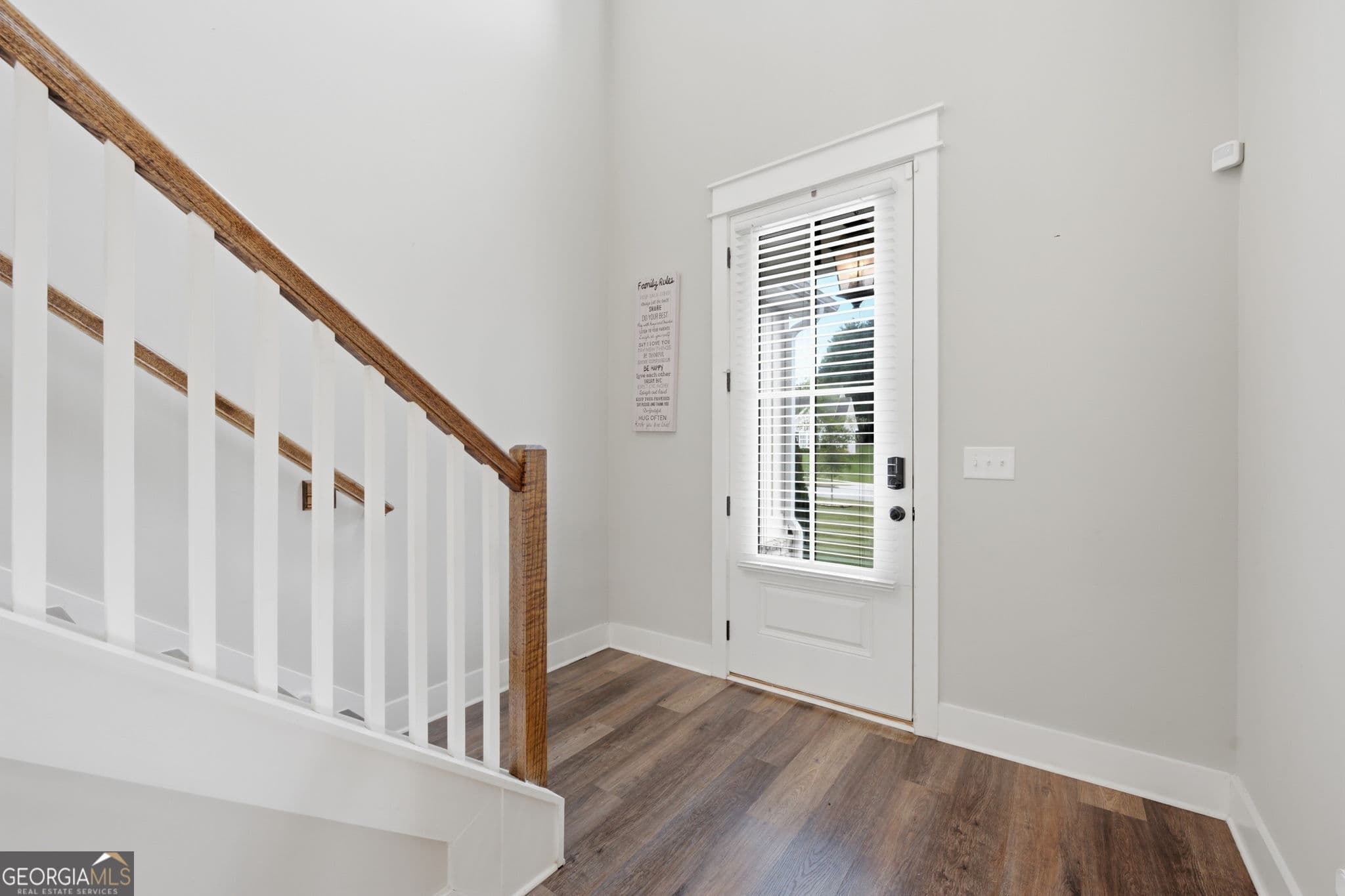 5 bedroom, 3 bathroom, 2,769 sq ft single family residence for sale at 117 Brinley Drive, Sharpsburg, GA 30277 — photo 7