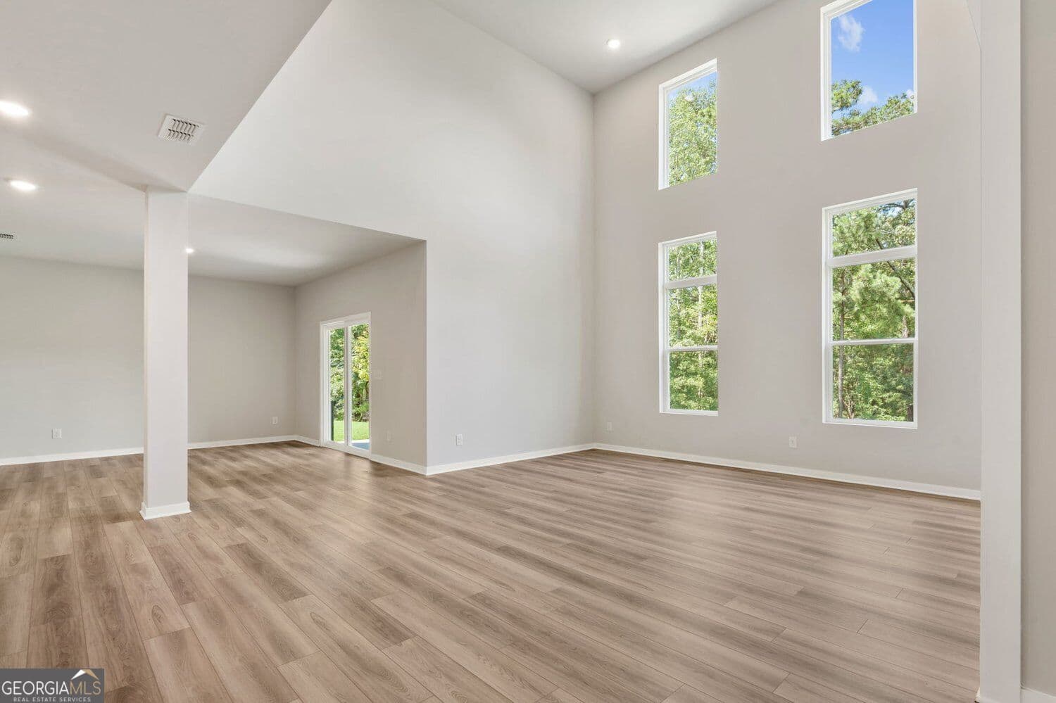 6 bedroom, 4.5 bathroom, 3,829 sq ft single family residence for sale at 140 Serenade Creek Road, Mcdonough, GA 30252 — photo 2