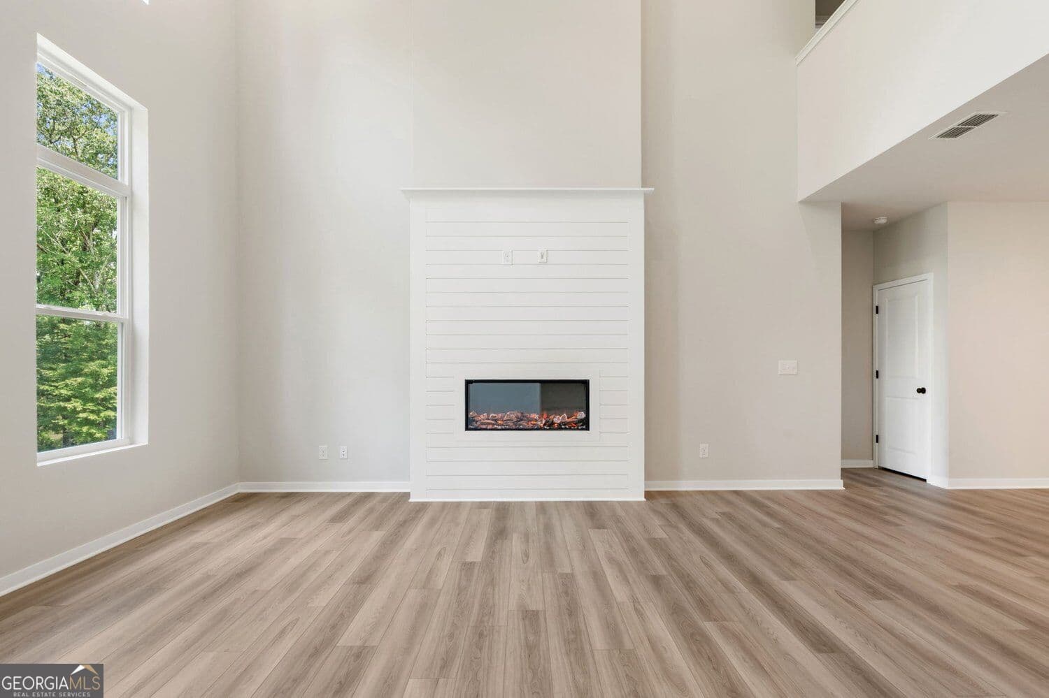 6 bedroom, 4.5 bathroom, 3,829 sq ft single family residence for sale at 140 Serenade Creek Road, Mcdonough, GA 30252 — photo 5