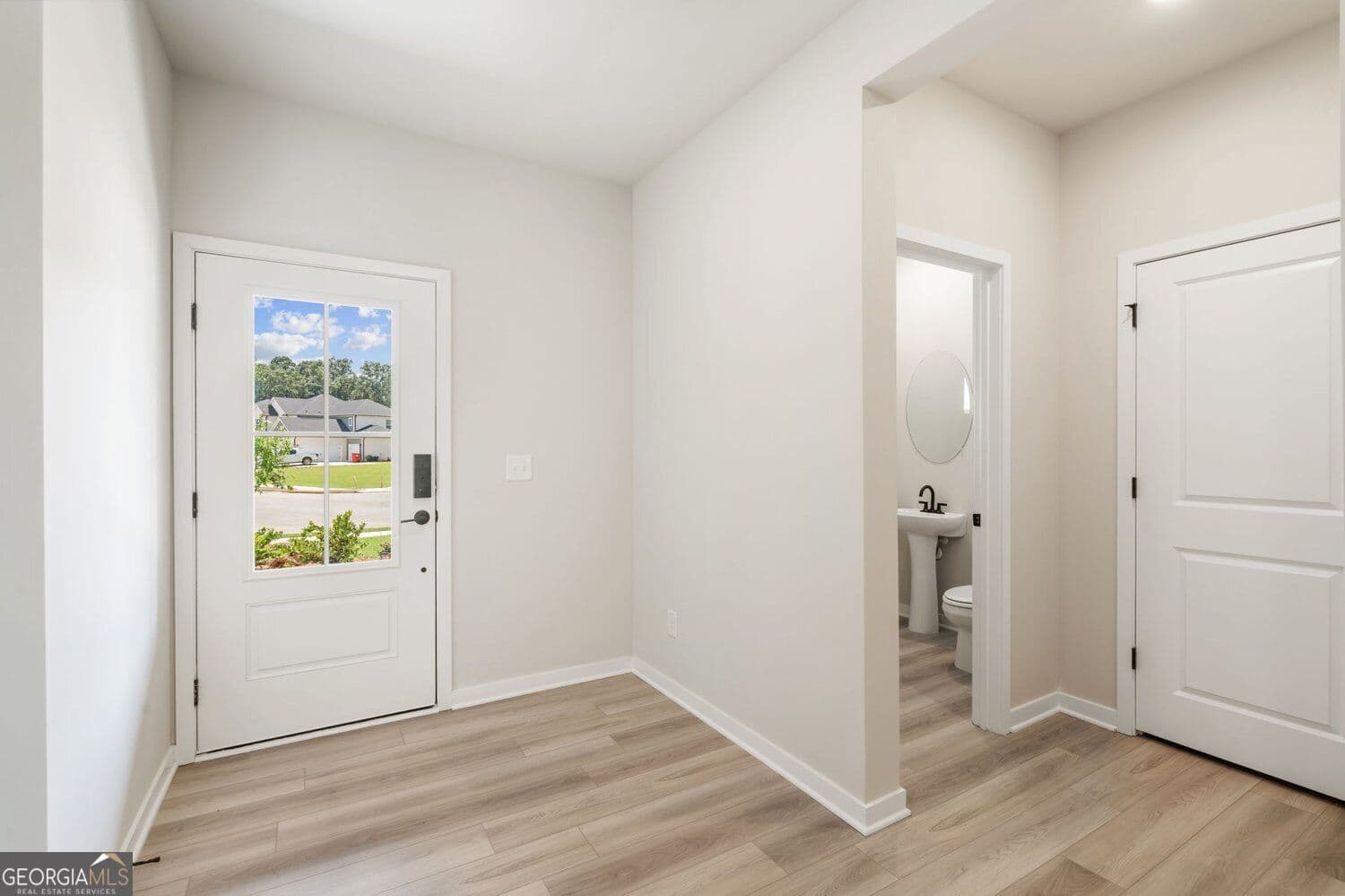 6 bedroom, 4.5 bathroom, 3,829 sq ft single family residence for sale at 140 Serenade Creek Road, Mcdonough, GA 30252 — photo 10