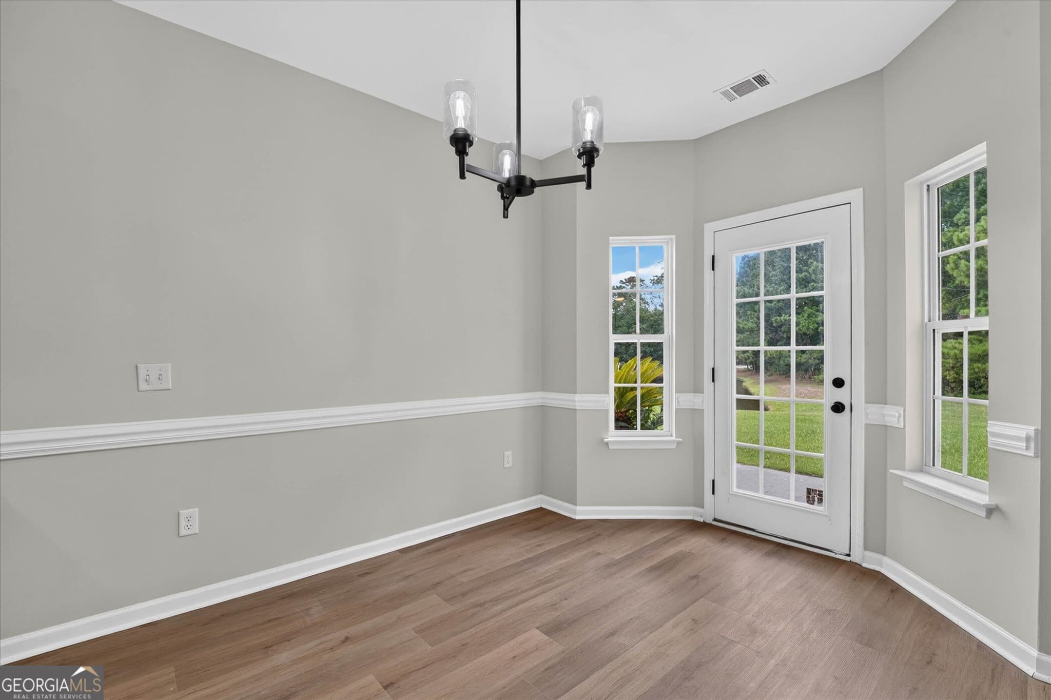 4 bedroom, 2 bathroom, 1,715 sq ft single family residence under contract at 839 Granite Lane, Savannah, GA 31419 — photo 7
