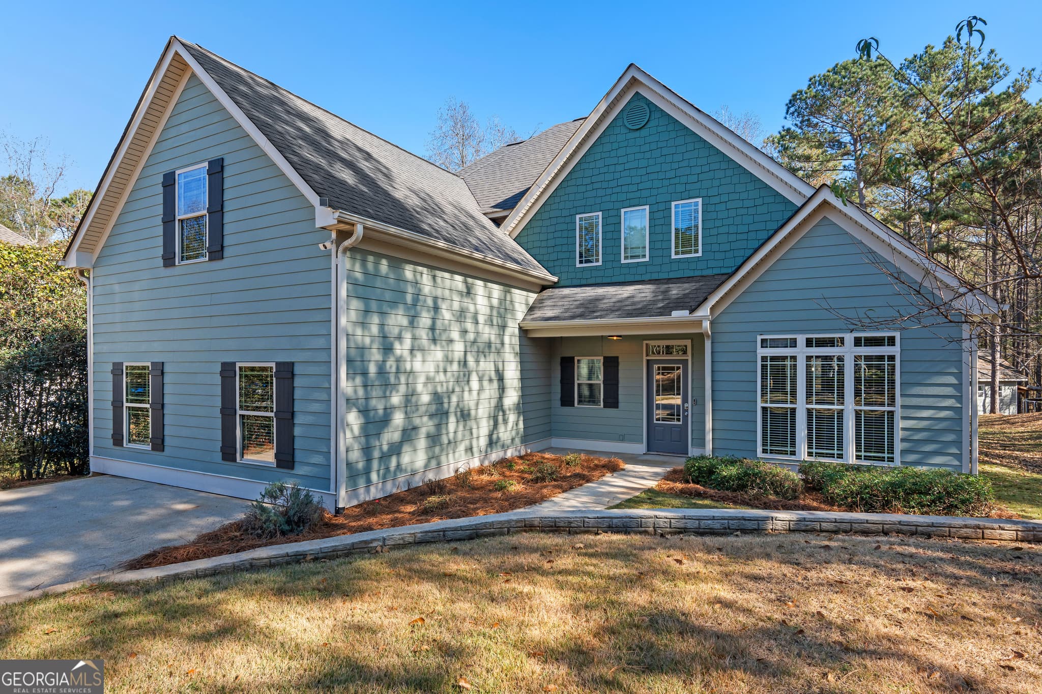 5 bedroom, 3 bathroom, 2,806 sq ft single family residence under contract at 104 Hidden Springs Drive, Lagrange, GA 30240
