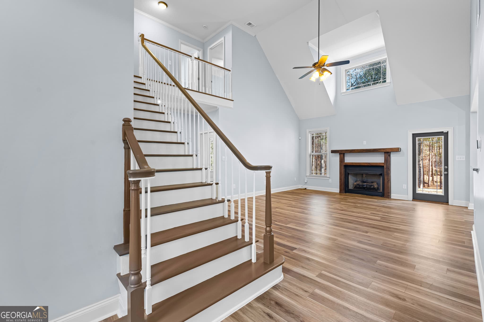 5 bedroom, 3 bathroom, 2,806 sq ft single family residence under contract at 104 Hidden Springs Drive, Lagrange, GA 30240 — photo 4