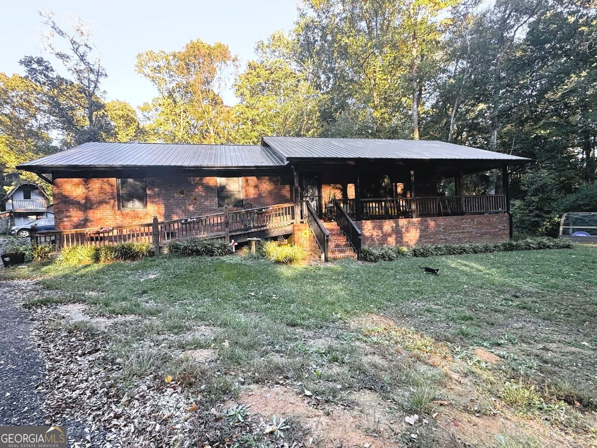 3 bedroom, 2 bathroom, 1,740 sq ft single family residence for sale at 3453 Bowman Highway, Hartwell, GA 30643 — photo 3
