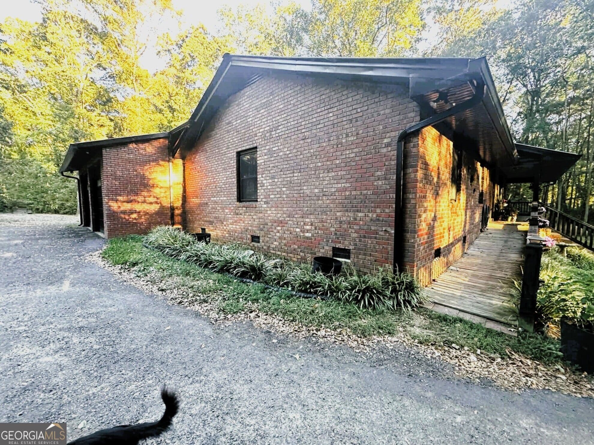 3 bedroom, 2 bathroom, 1,740 sq ft single family residence for sale at 3453 Bowman Highway, Hartwell, GA 30643 — photo 4
