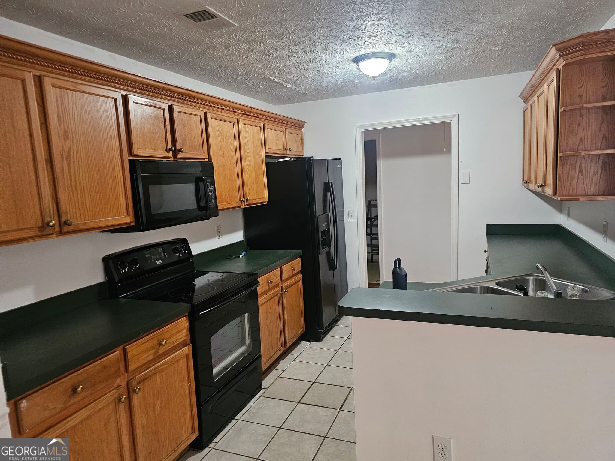 4 bedroom, 3 bathroom, 2 sq ft single family residence for rent at 40 Summerwood Lane, Covington, GA 30016 for $2,100 a month — photo 9