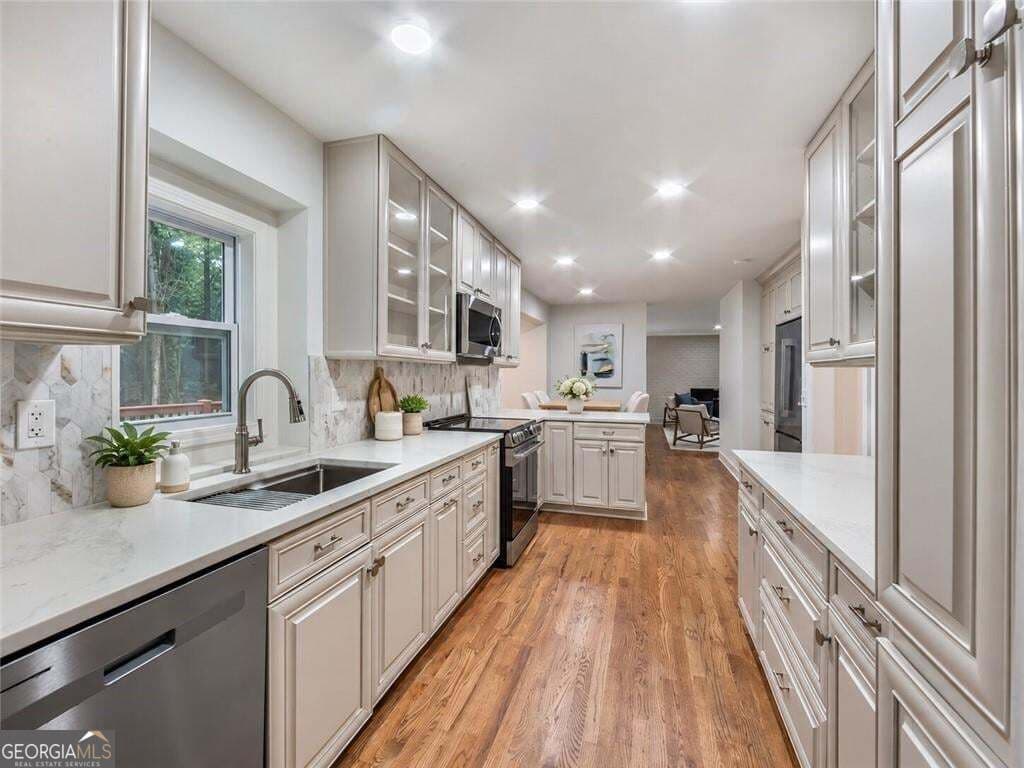 4 bedroom, 4 bathroom single family residence for sale at 5004 Mountclaire Road, Stone Mountain, GA 30087 — photo 8