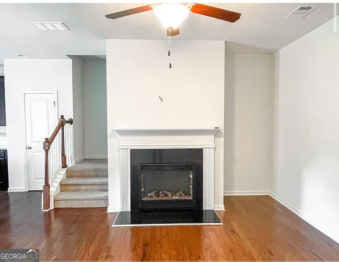 3 bedroom, 2.5 bathroom, 1,506 sq ft townhouse for sale at 2686 Avanti Way, Decatur, GA 30035 — photo 2