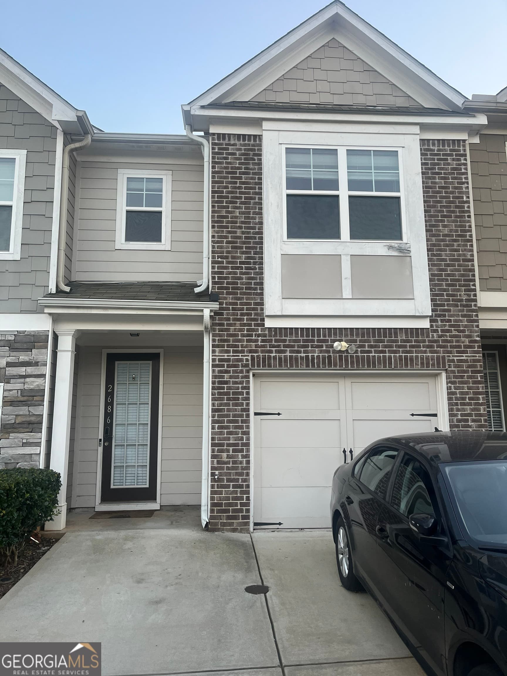 3 bedroom, 2.5 bathroom, 1,506 sq ft townhouse for sale at 2686 Avanti Way, Decatur, GA 30035