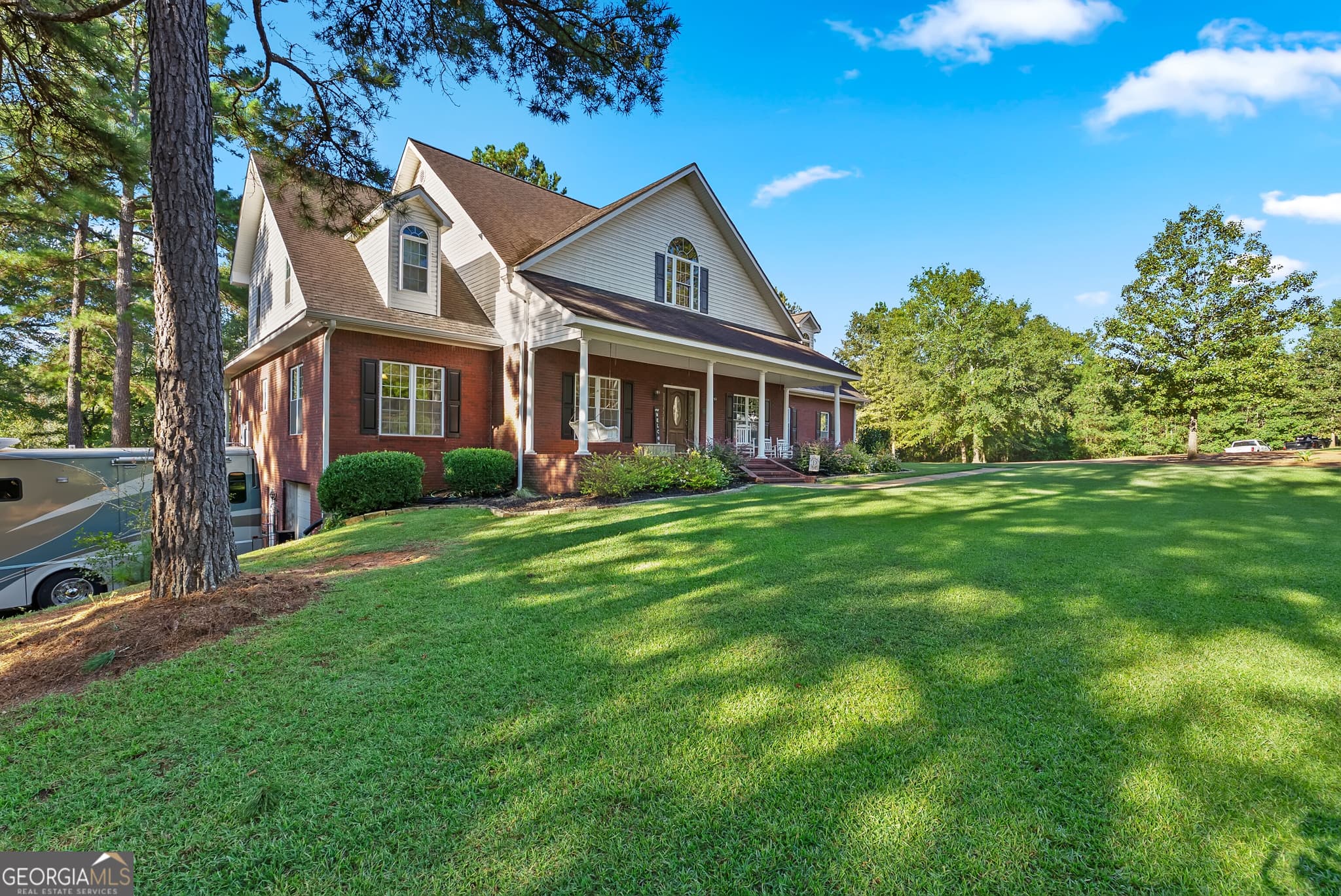 7 bedroom, 5 bathroom, 5,625 sq ft single family residence for sale at 490 Middle River Road, Americus, GA 31709 — photo 3