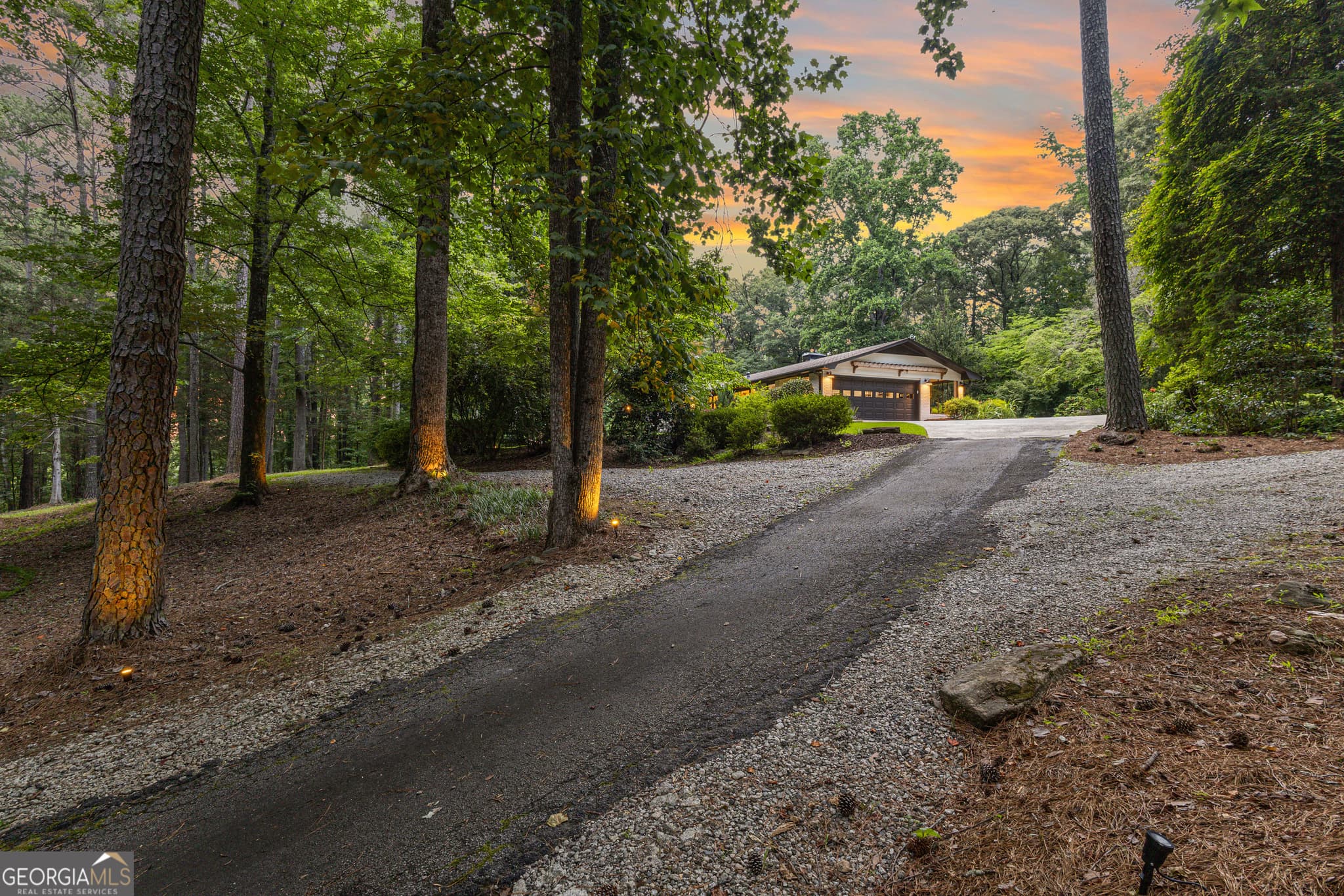 4 bedroom, 3 bathroom, 3,162 sq ft single family residence for sale at 7350 Ono Road, Palmetto, GA 30268 — photo 3