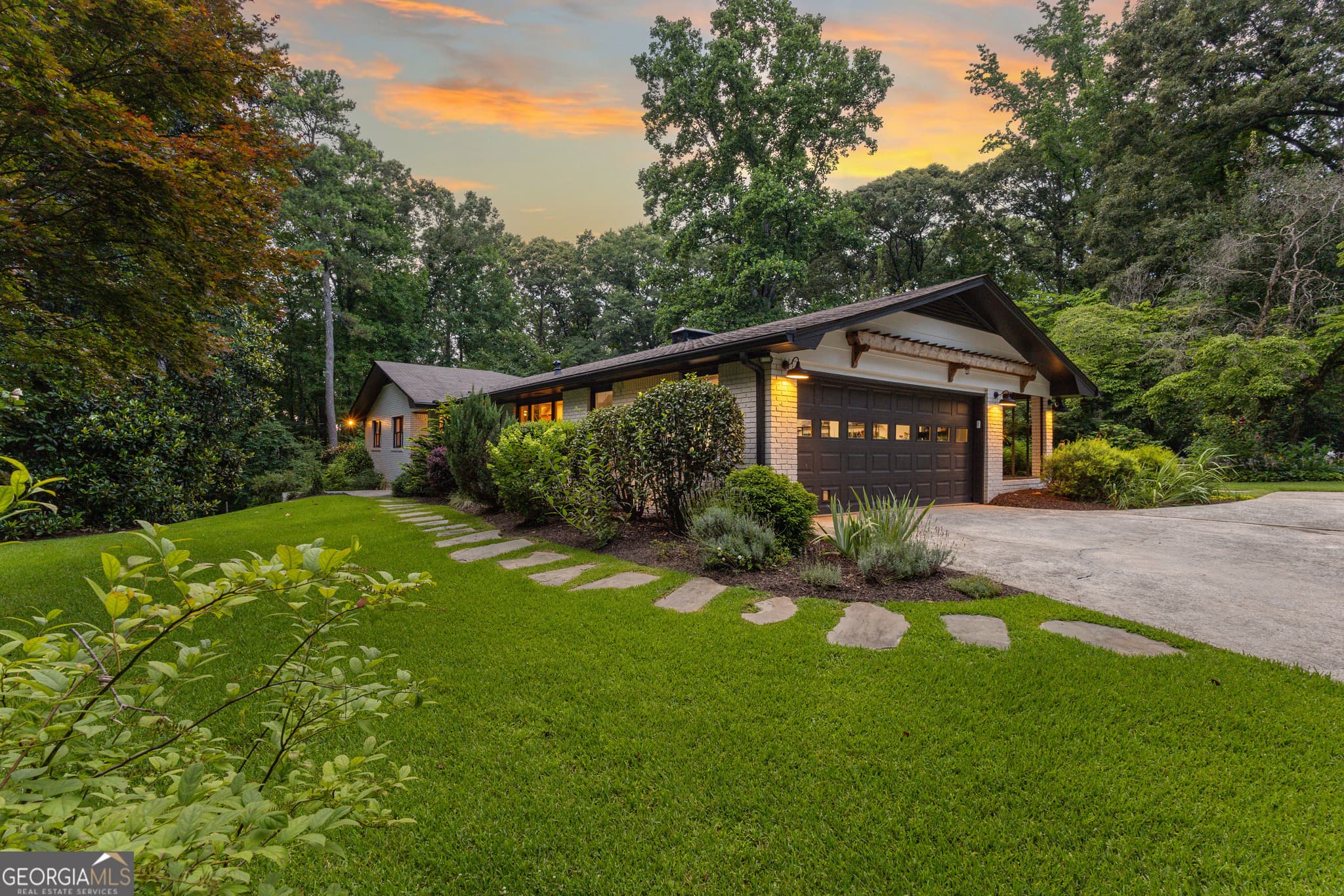 4 bedroom, 3 bathroom, 3,162 sq ft single family residence for sale at 7350 Ono Road, Palmetto, GA 30268 — photo 10