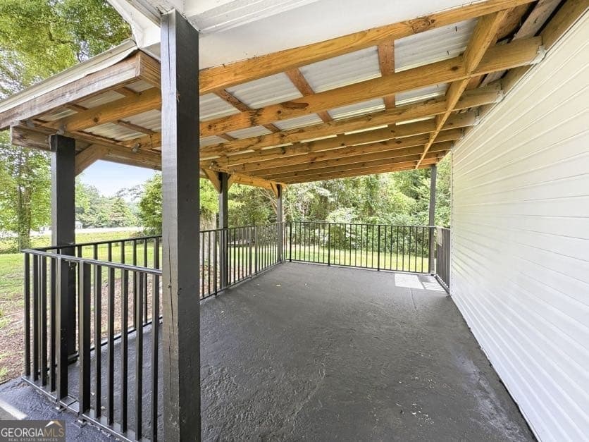 3 bedroom, 2 bathroom, 1,188 sq ft single family residence for sale at 2552 Highway 36, Jackson, GA 30233 — photo 9