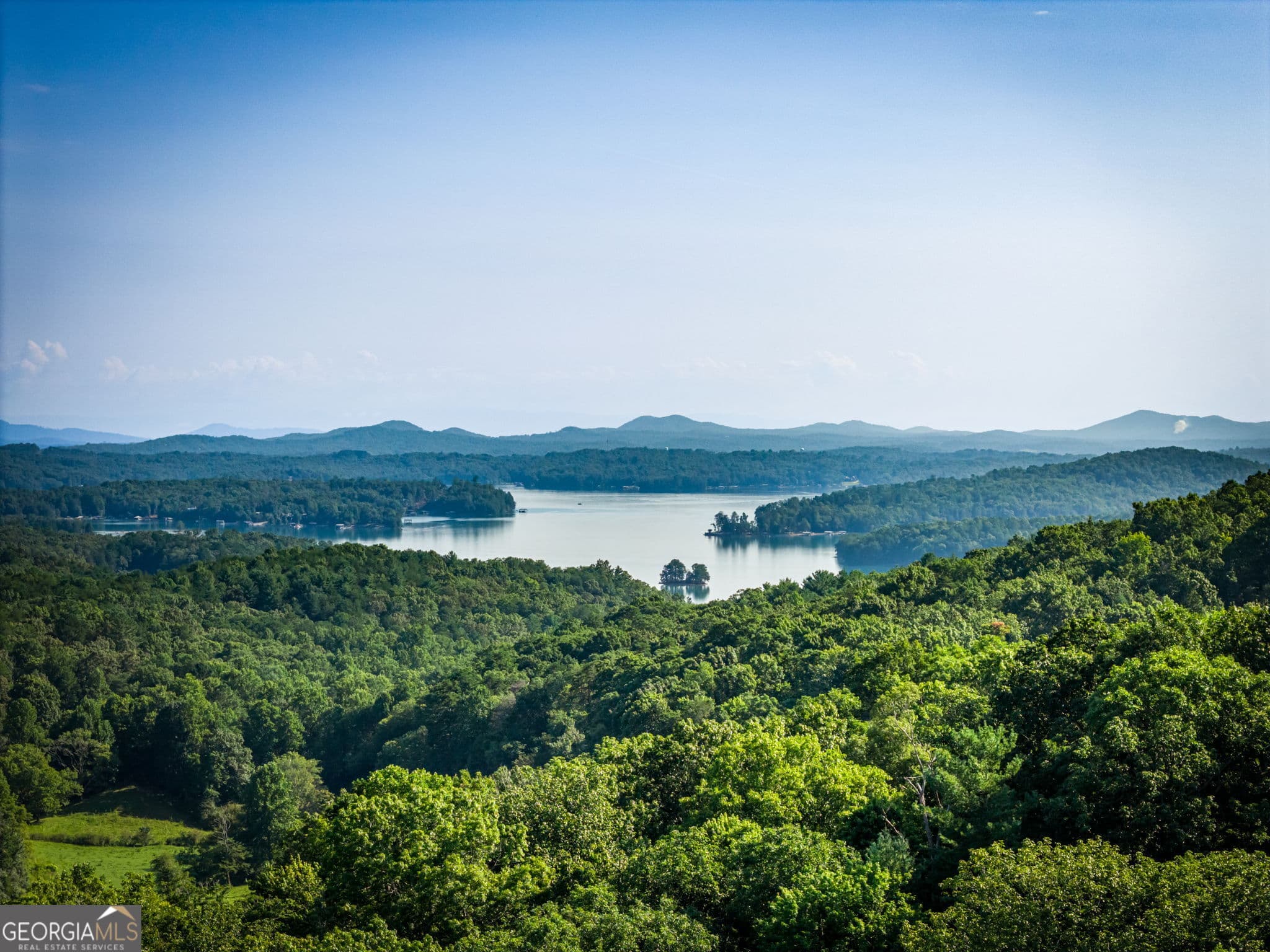 4 bedroom, 4.5 bathroom, 2,800 sq ft cabin,single family residence for sale at 191 Green Ridge Road, Blue Ridge, GA 30513 — photo 9