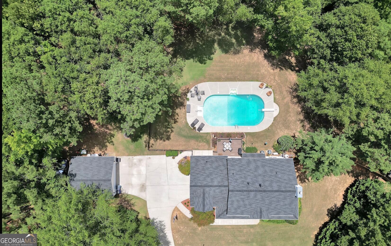 4 bedroom, 3.5 bathroom, 4,062 sq ft single family residence for sale at 515 Hayfield Court, Locust Grove, GA 30248 — photo 8