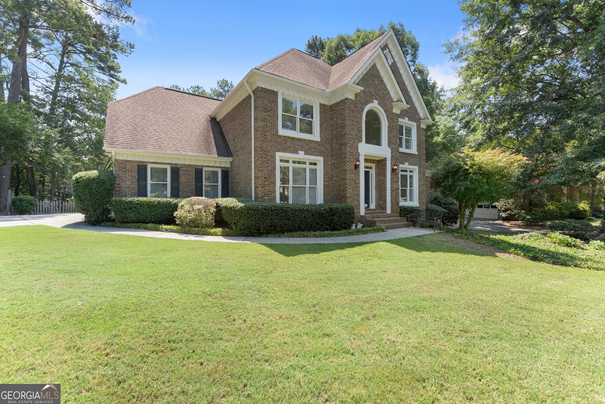 5 bedroom, 5 bathroom, 5,471 sq ft single family residence for sale at 1430 Roanoke Trace, Grayson, GA 30017 — photo 6