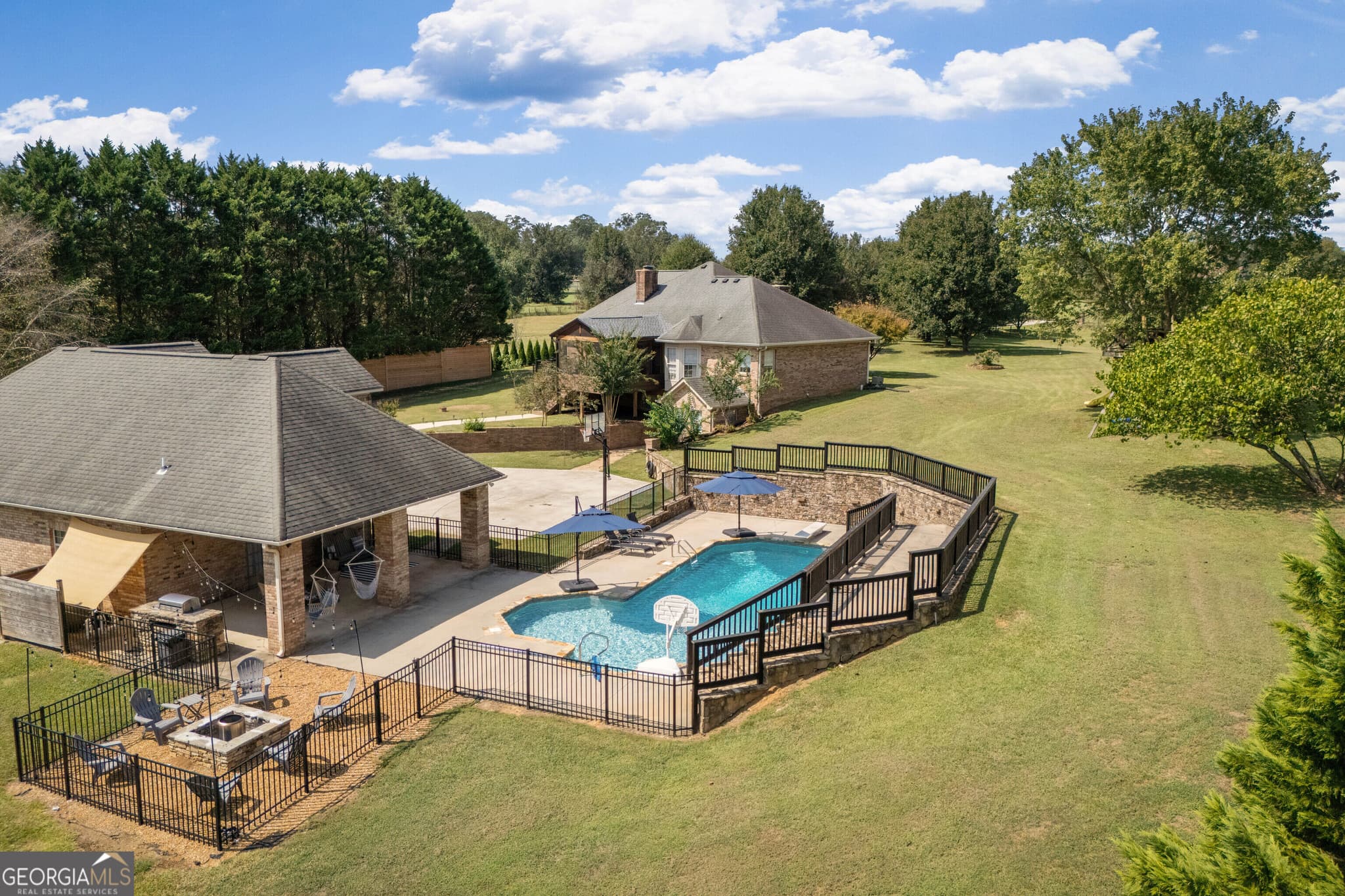 8 bedroom, 4.5 bathroom, 4,955 sq ft condominium for sale at 2220 Bethesda Church Road, Carrollton, GA 30117 — photo 9