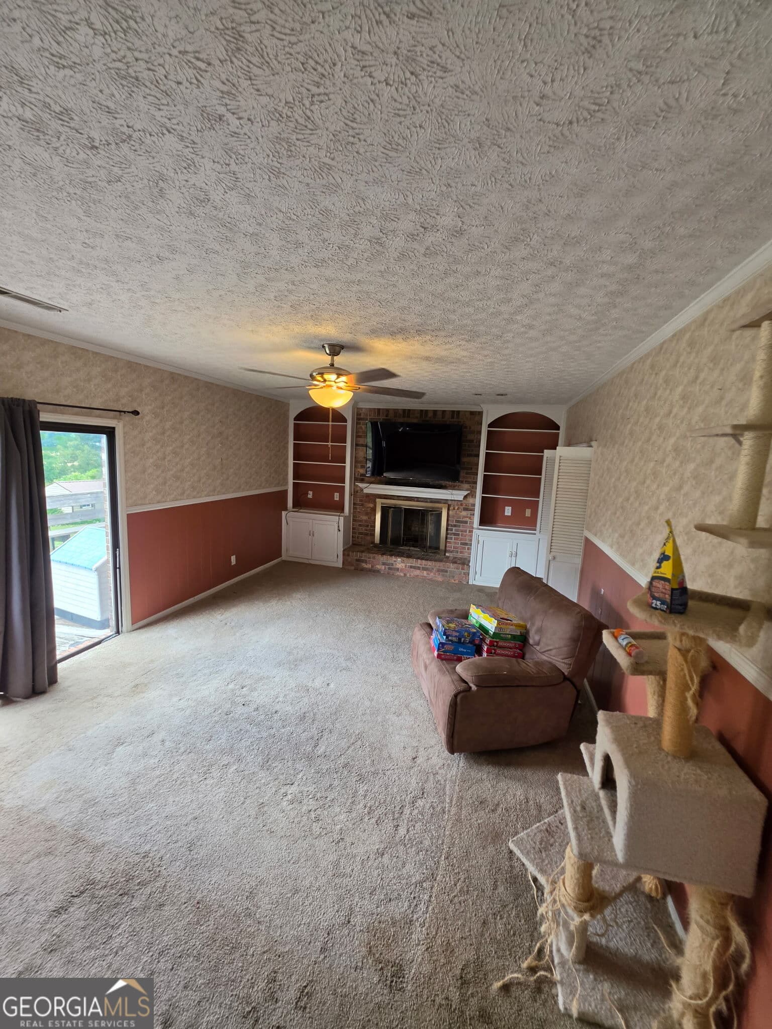 3 bedroom, 2 bathroom, 1,877 sq ft single family residence under contract at 63 Kay Lane, Roanoke, AL 36274 — photo 5
