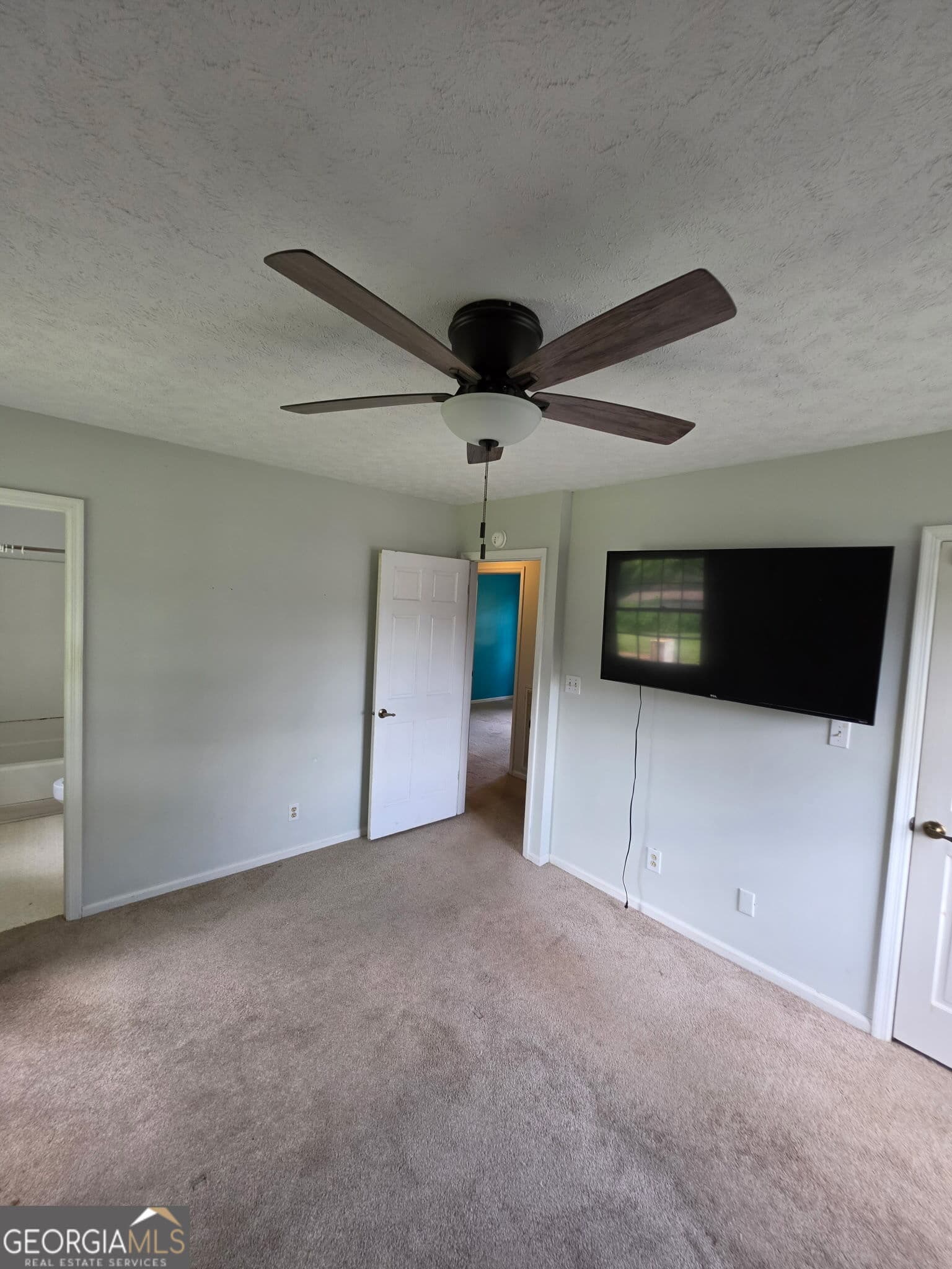3 bedroom, 2 bathroom, 1,877 sq ft single family residence under contract at 63 Kay Lane, Roanoke, AL 36274 — photo 9
