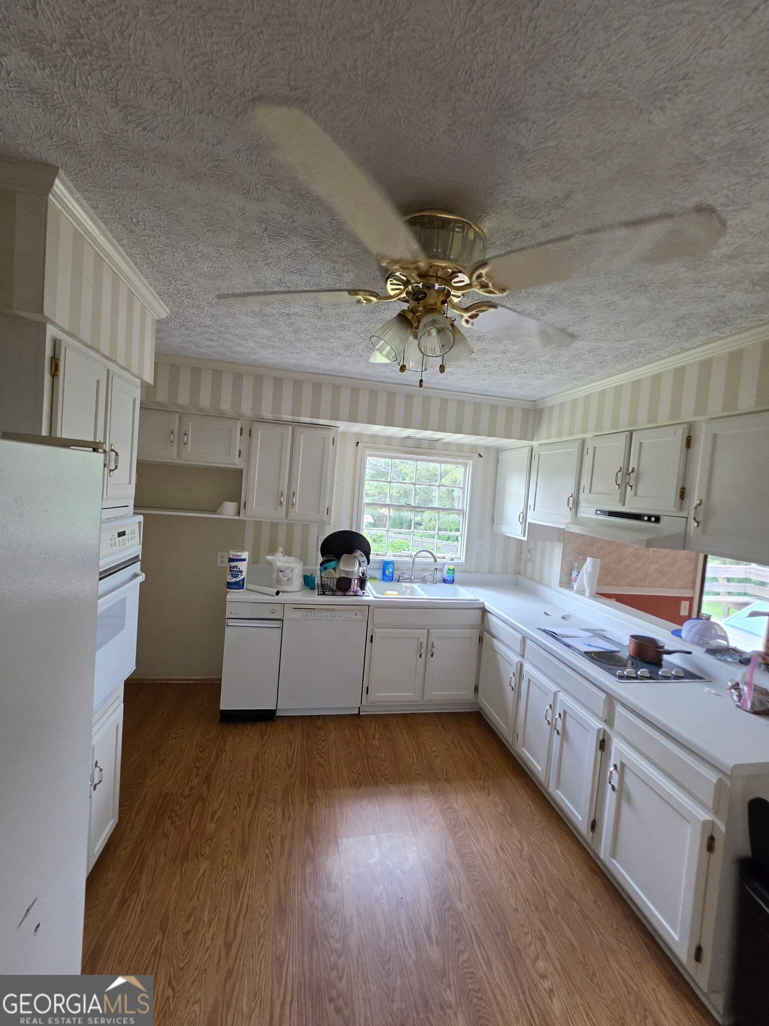 3 bedroom, 2 bathroom, 1,877 sq ft single family residence under contract at 63 Kay Lane, Roanoke, AL 36274 — photo 8