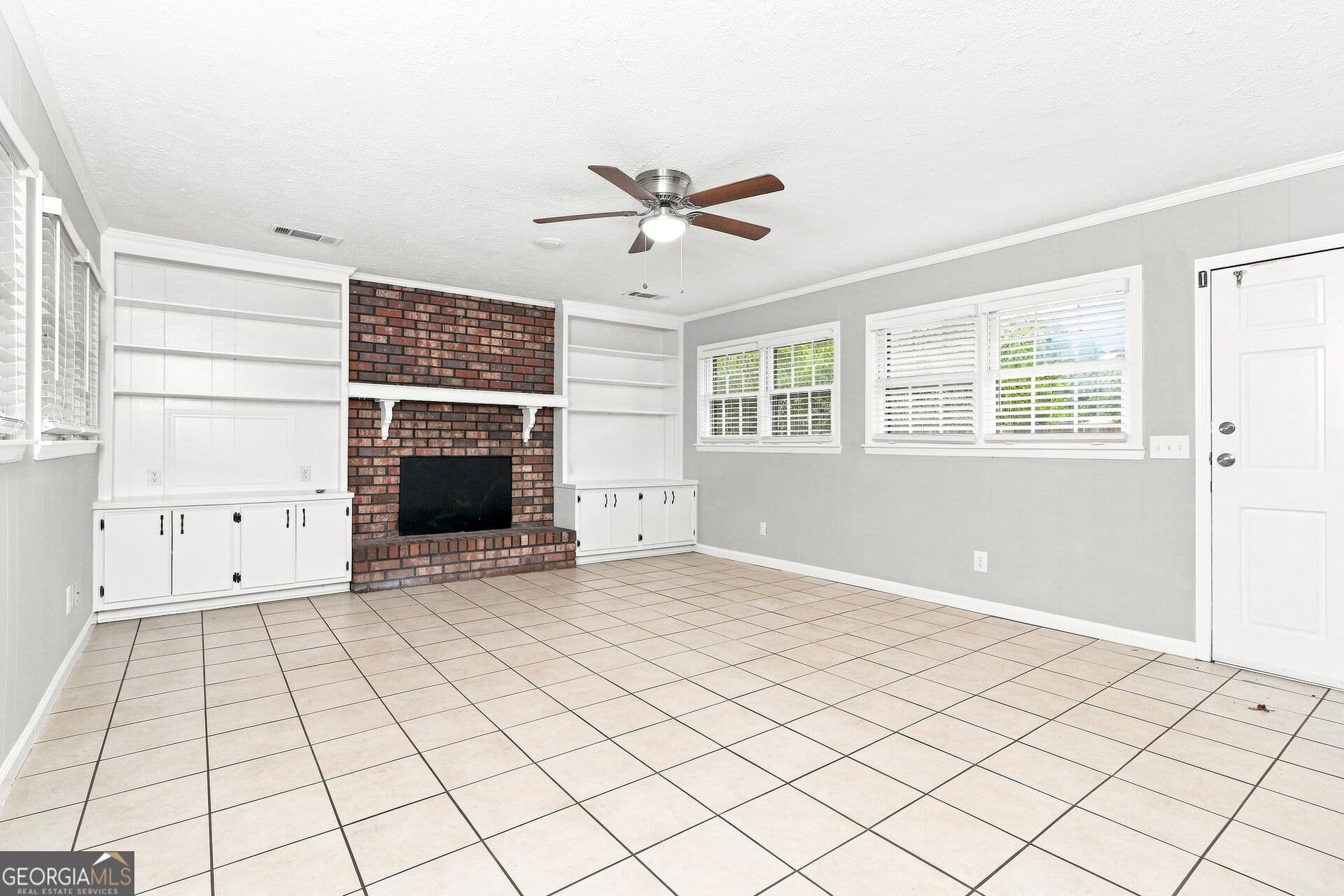 3 bedroom, 2 bathroom, 1,520 sq ft single family residence for sale at 2321 Hollyridge Drive, Marietta, GA 30060 — photo 10