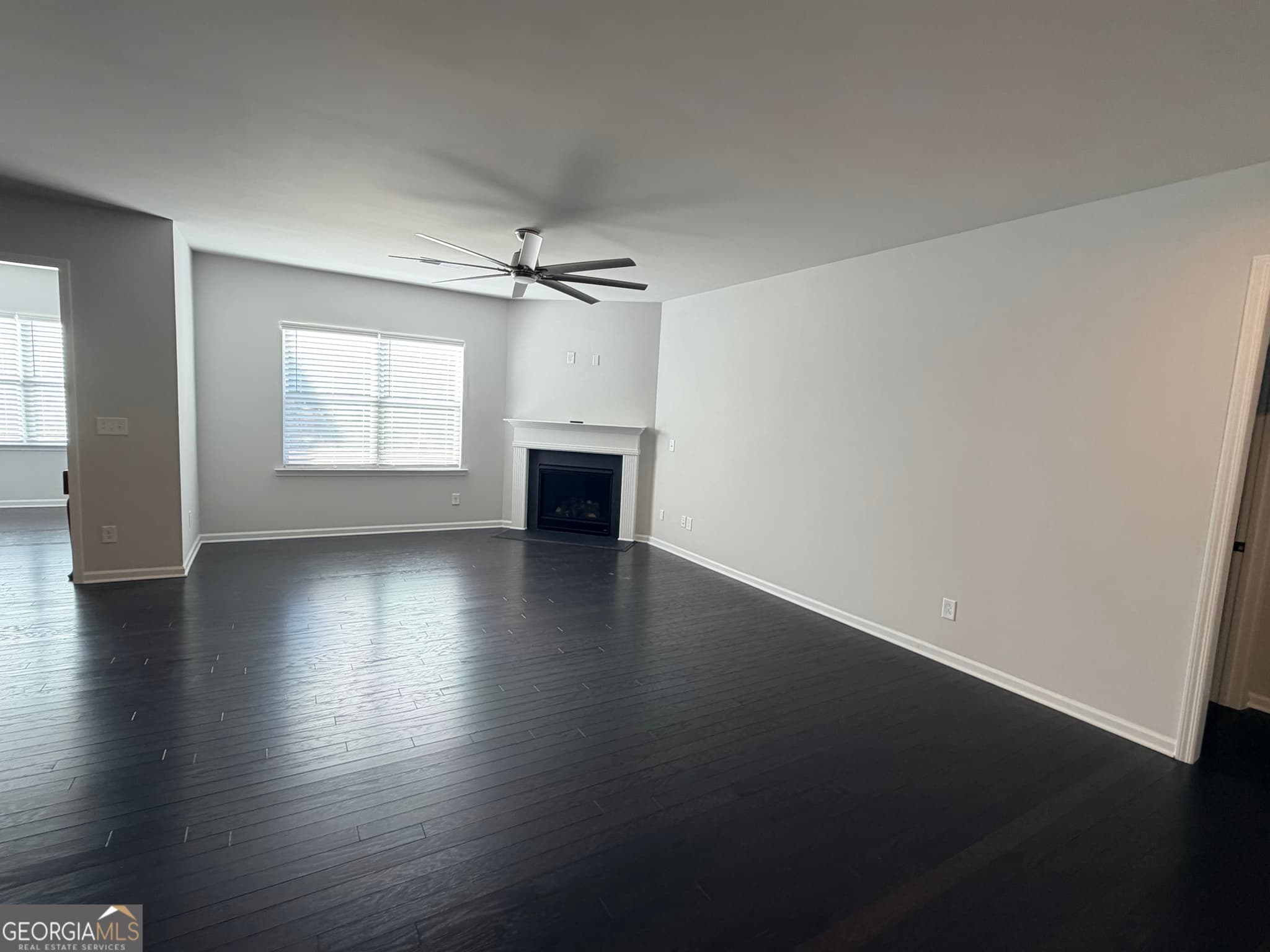 4 bedroom, 3.5 bathroom, 2,820 sq ft single family residence for sale at 3283 Lowell Road, Bethlehem, GA 30620 — photo 4