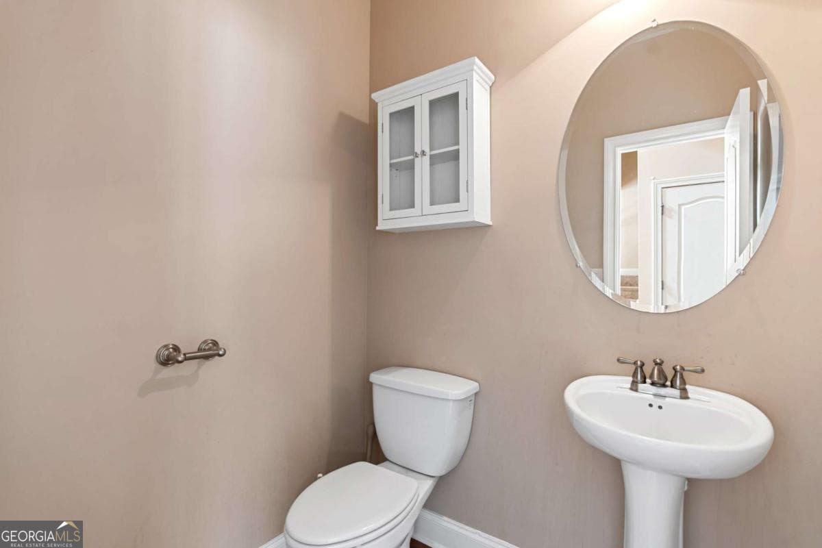 6 bedroom, 4.5 bathroom, 4,405 sq ft single family residence for sale at 135 Lar Court, Athens, GA 30606 — photo 7