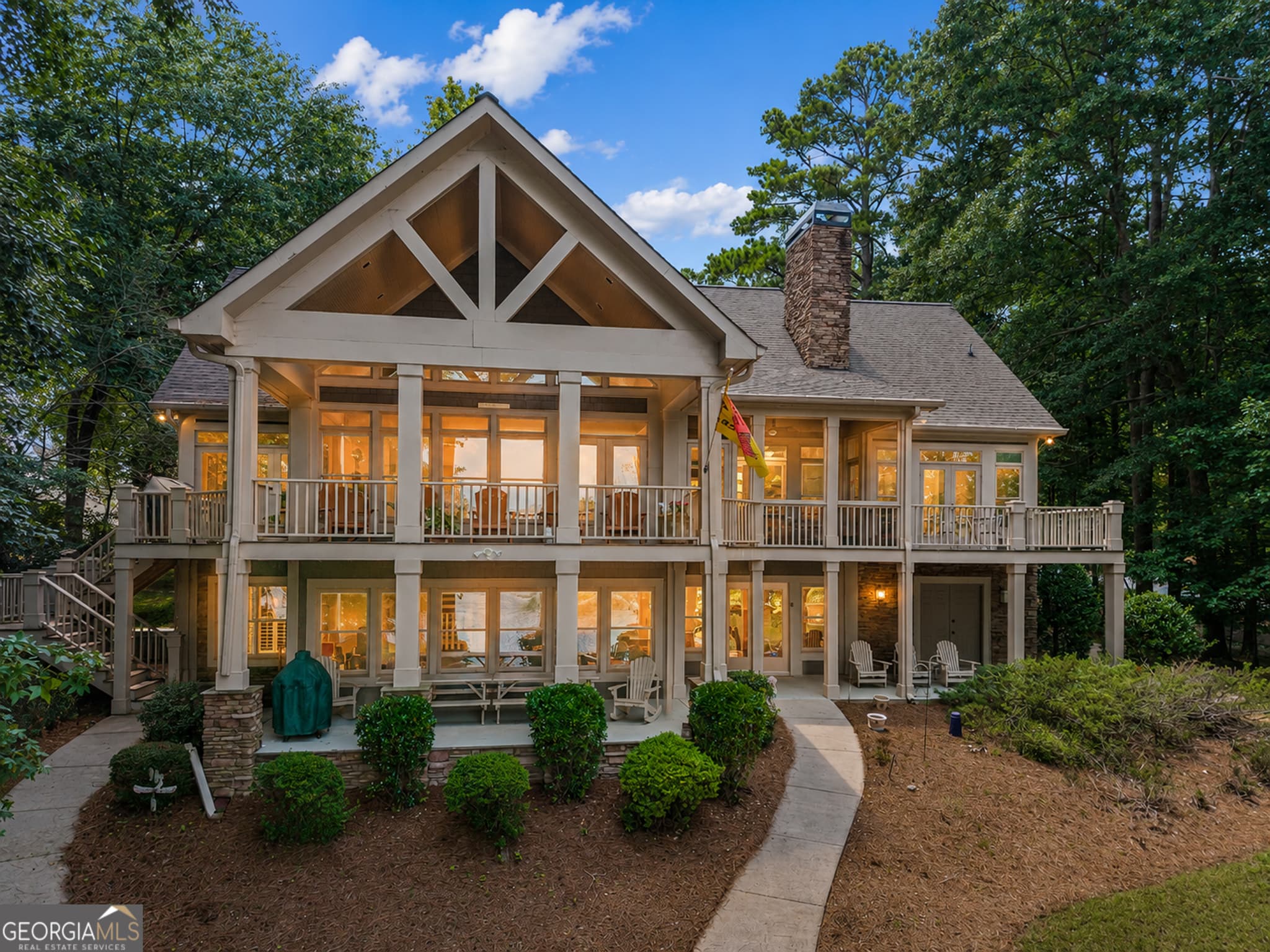 5 bedroom, 4.5 bathroom, 4,600 sq ft single family residence for sale at 1020 Colonial Court, Greensboro, GA 30642 — photo 2