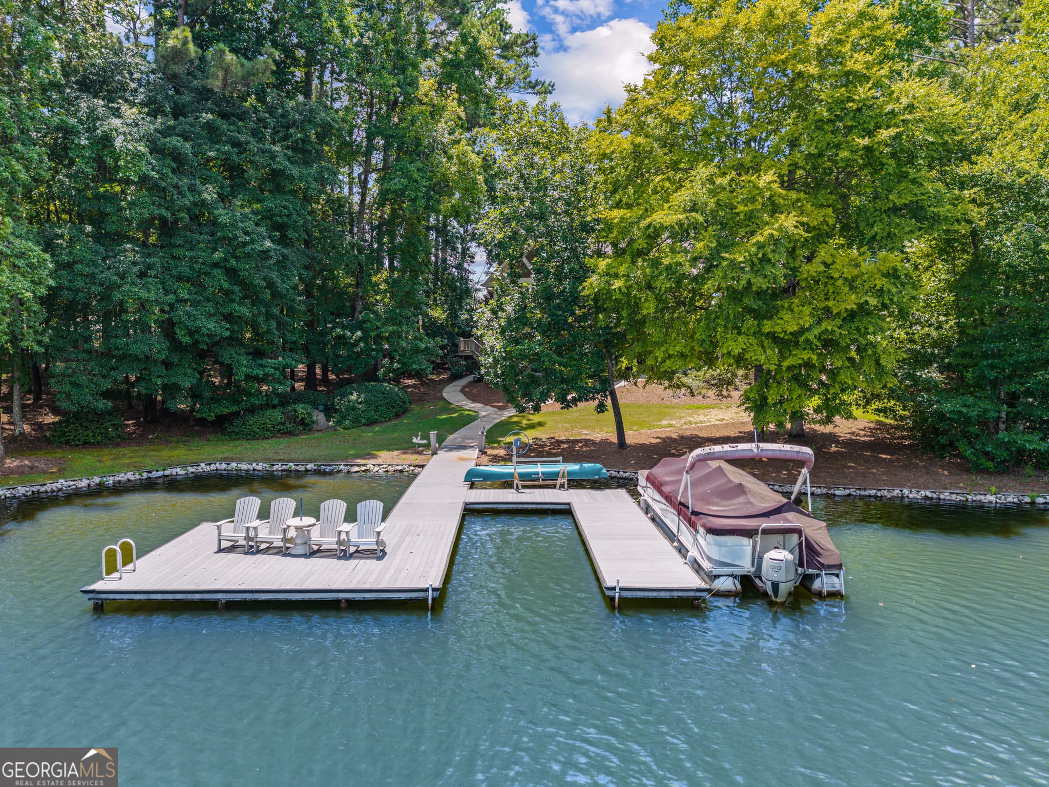 5 bedroom, 4.5 bathroom, 4,600 sq ft single family residence for sale at 1020 Colonial Court, Greensboro, GA 30642 — photo 6