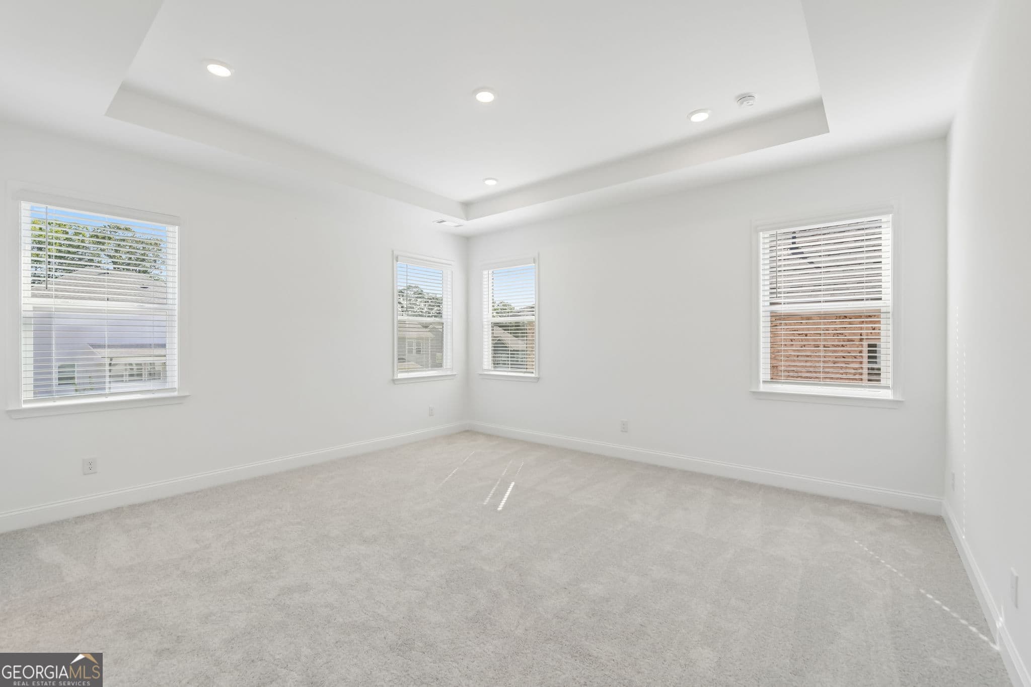 5 bedroom, 4.5 bathroom, 2,696 sq ft single family residence for sale at 1693 Caldwell Bend Lane, Dacula, GA 30019 — photo 5