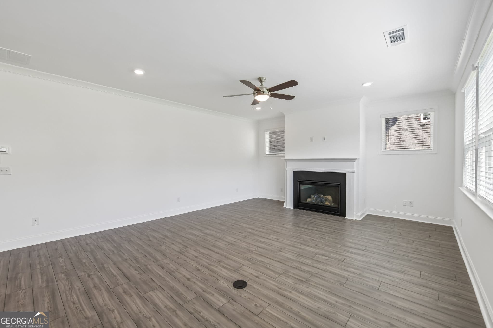 5 bedroom, 4.5 bathroom, 2,696 sq ft single family residence for sale at 1693 Caldwell Bend Lane, Dacula, GA 30019 — photo 10