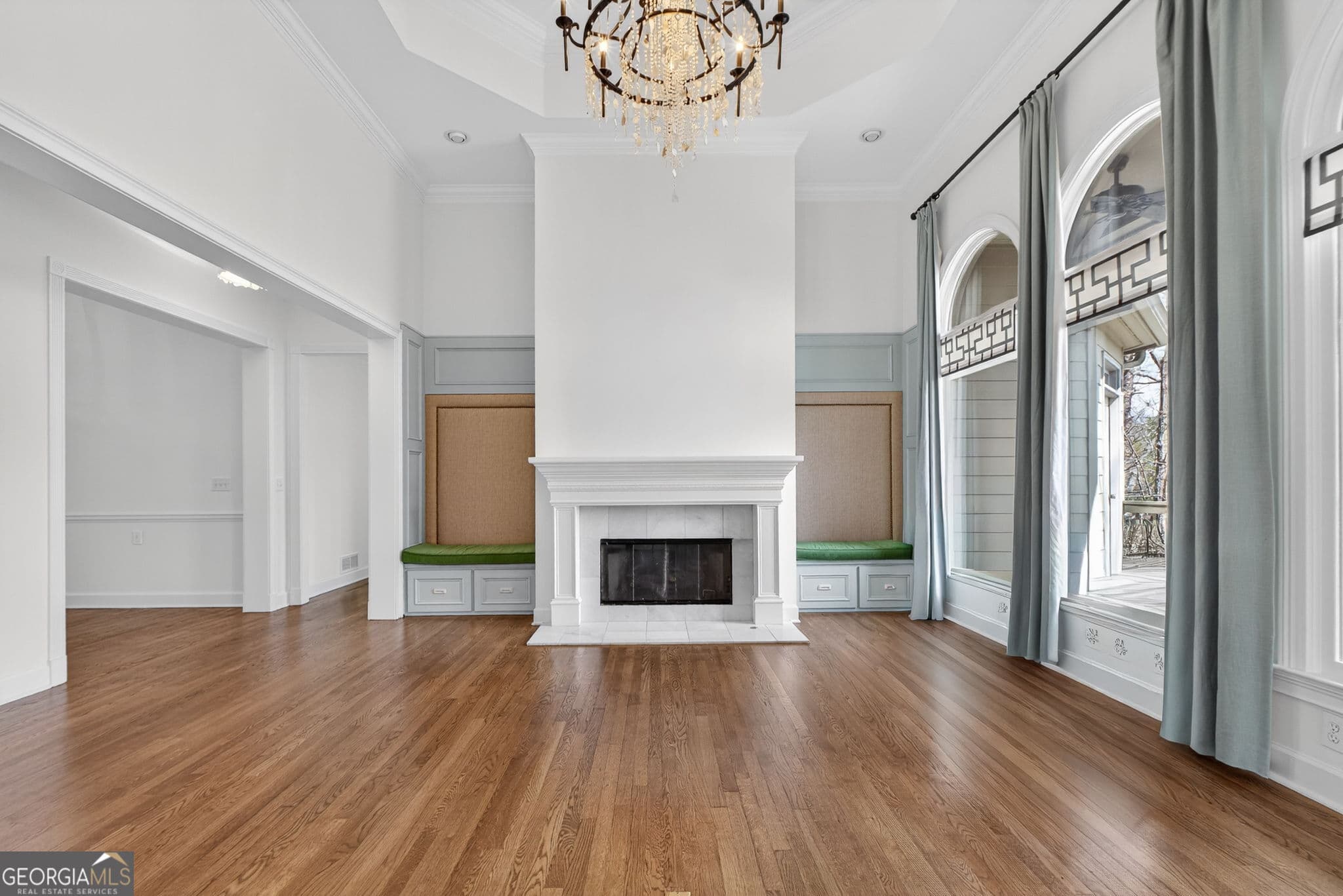 5 bedroom, 4.5 bathroom, 5,495 sq ft single family residence for sale at 1027 Hunters Trace, Big Canoe, GA 30143 — photo 9