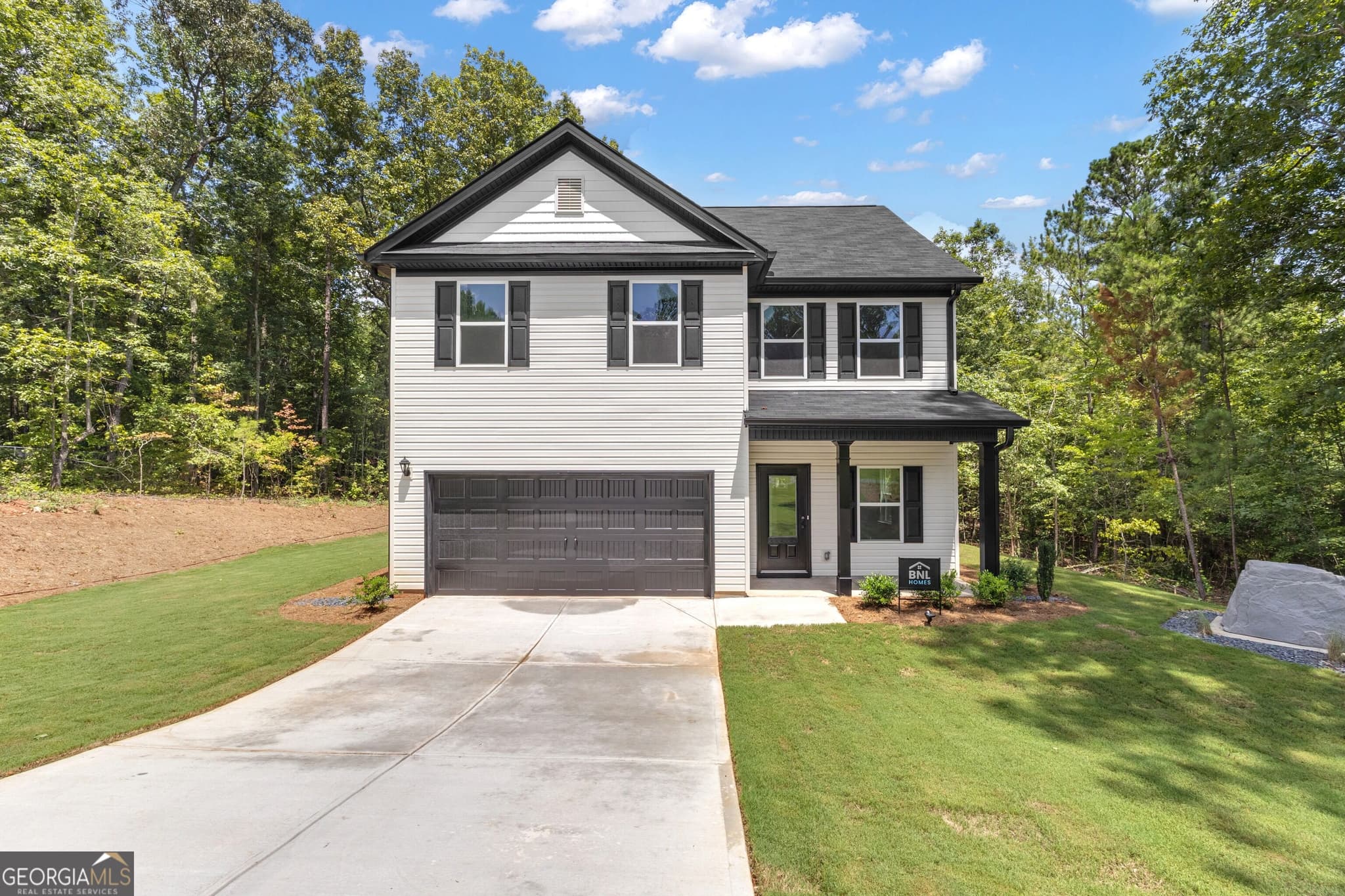 4 bedroom, 3.5 bathroom, 1,906 sq ft single family residence sold at 401 Hunter Welch Parkway, Luthersville, GA 30251