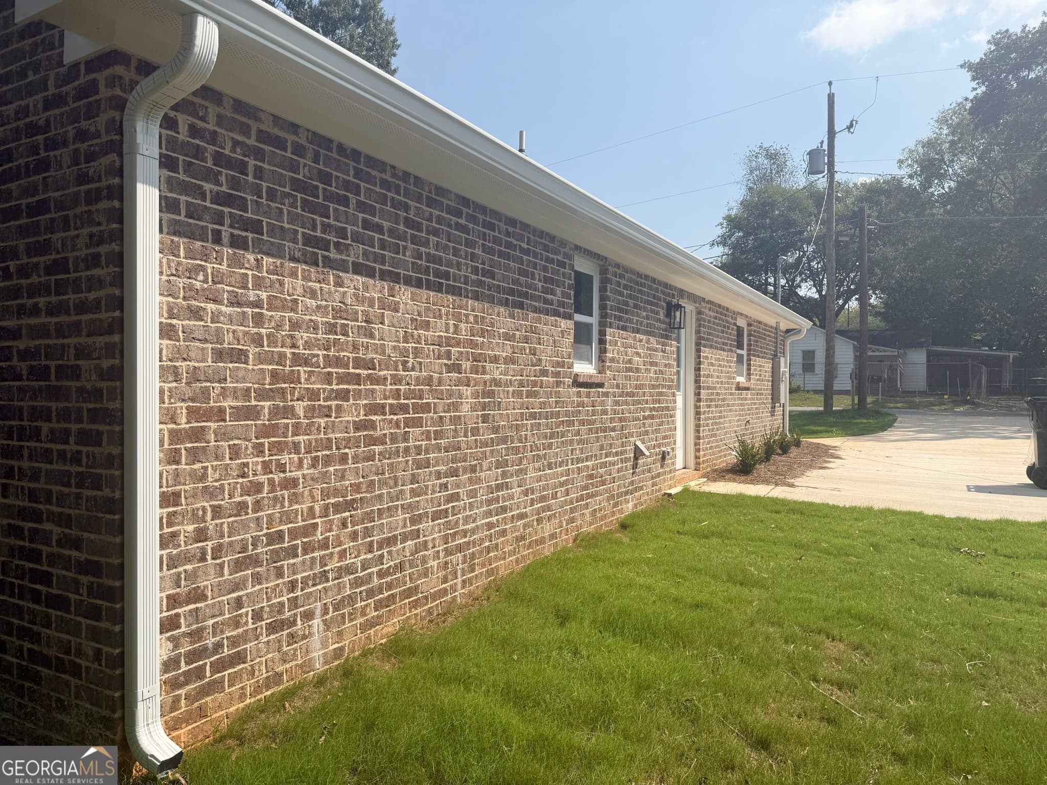 3 bedroom, 2 bathroom, 1,320 sq ft single family residence for sale at 2002 Flannery Street, Rome, GA 30161 — photo 8
