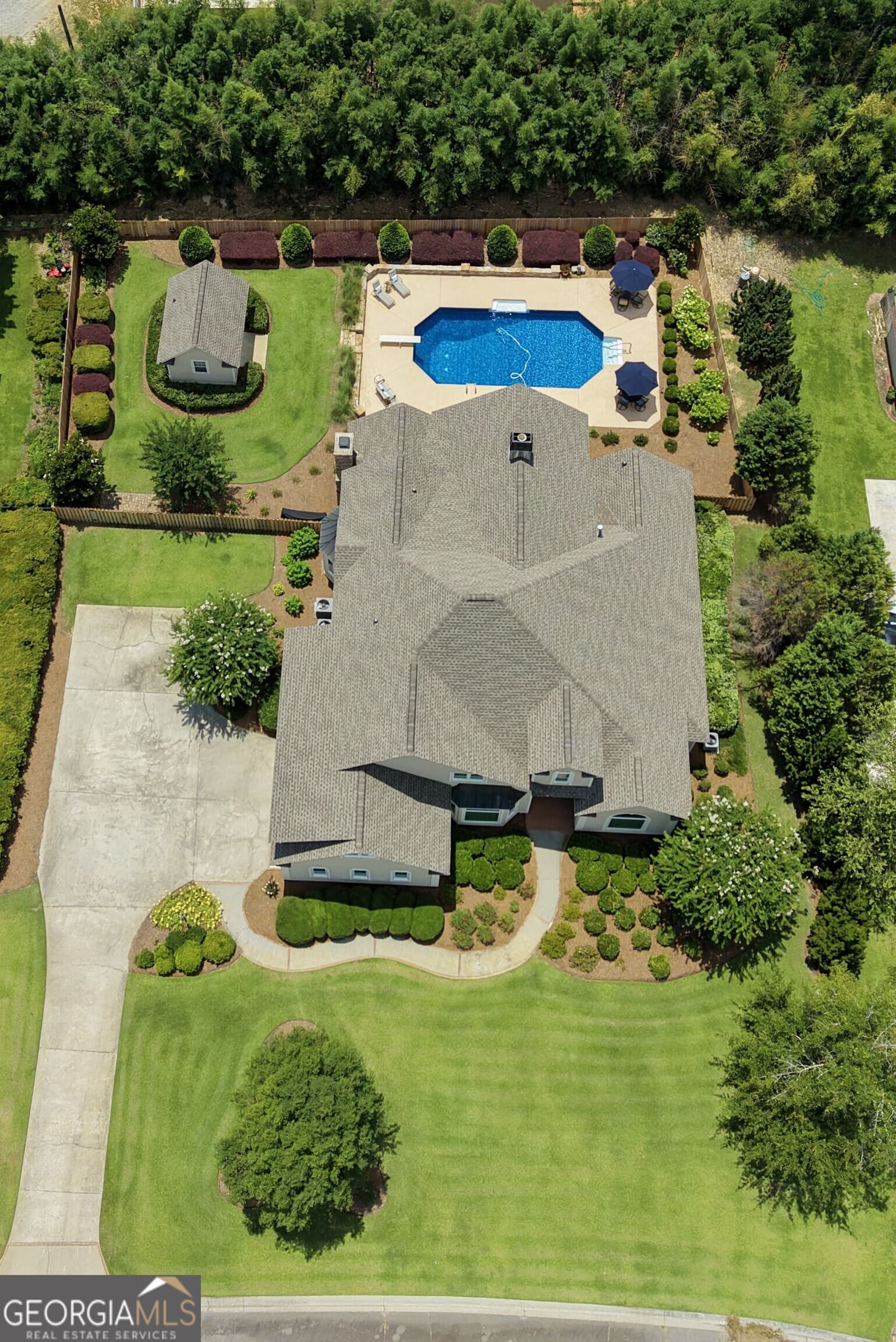 4 bedroom, 4 bathroom, 4,000 sq ft single family residence for sale at 209 Fox Ridge Drive, Dublin, GA 31021 — photo 6