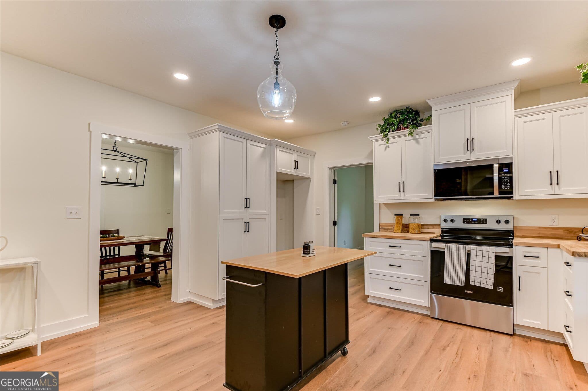 4 bedroom, 3 bathroom, 2,915 sq ft single family residence for sale at 284 Elm Street, Lincolnton, GA 30817 — photo 9