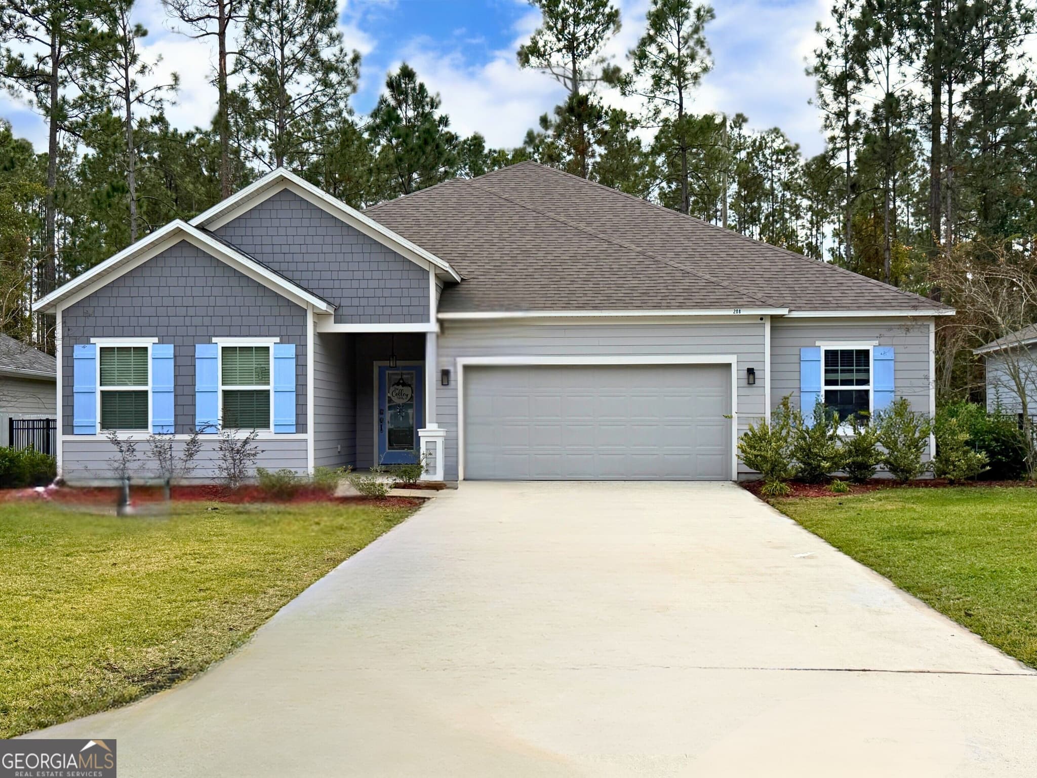 5 bedroom, 3 bathroom, 2,266 sq ft single family residence for rent at 208 Boatsman Way, St. Marys, GA 31558 for $2,550 a month — photo 1 of 55