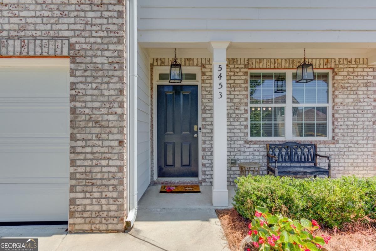 3 bedroom, 2.5 bathroom, 2,164 sq ft single family residence for sale at 5453 Barberry Avenue, Oakwood, GA 30566 — photo 4