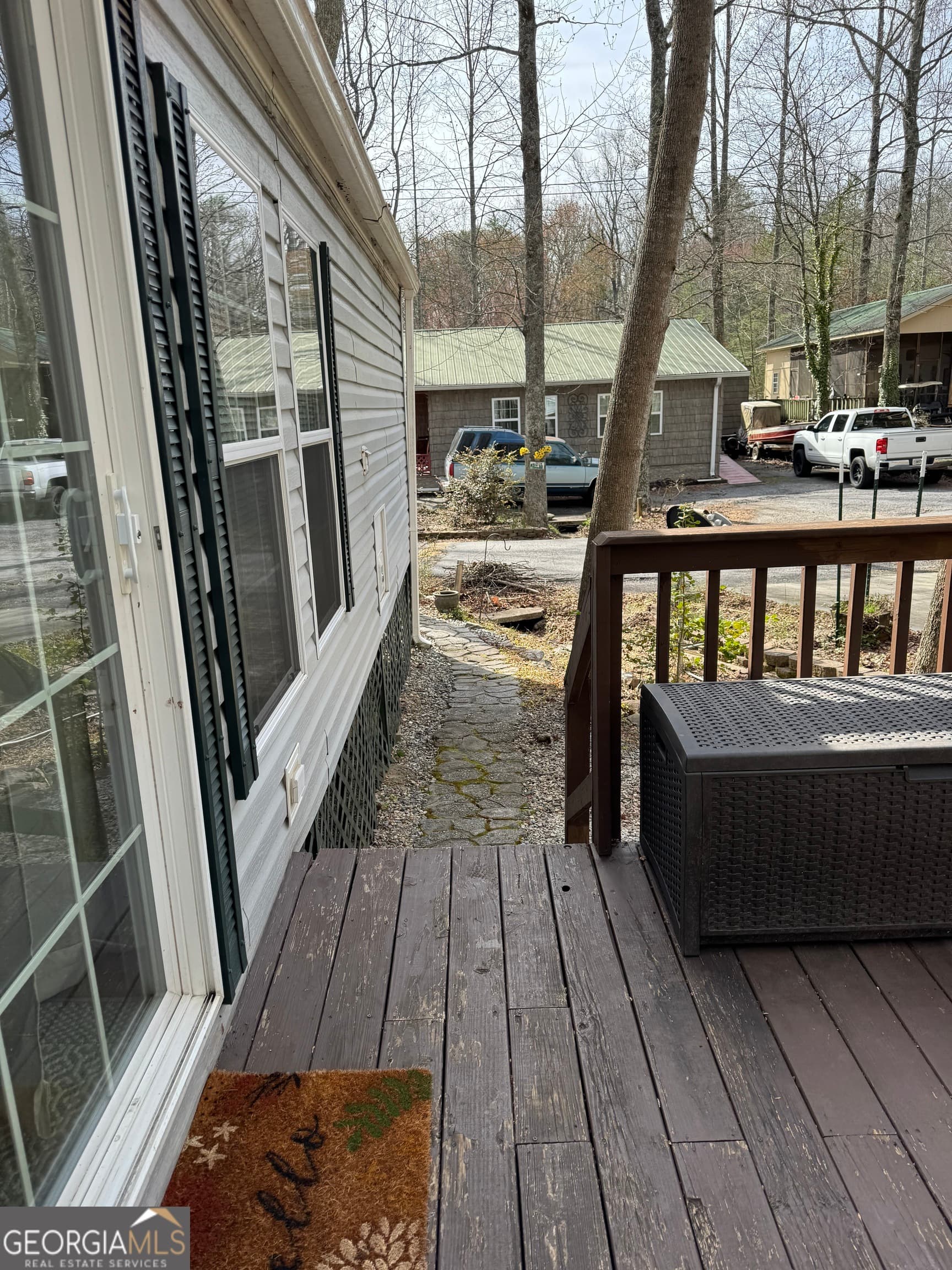1 bedroom, 1 bathroom, 400 sq ft cabin,single family residence for sale at 88 Canyon Pass Road, Cleveland, GA 30528 — photo 2