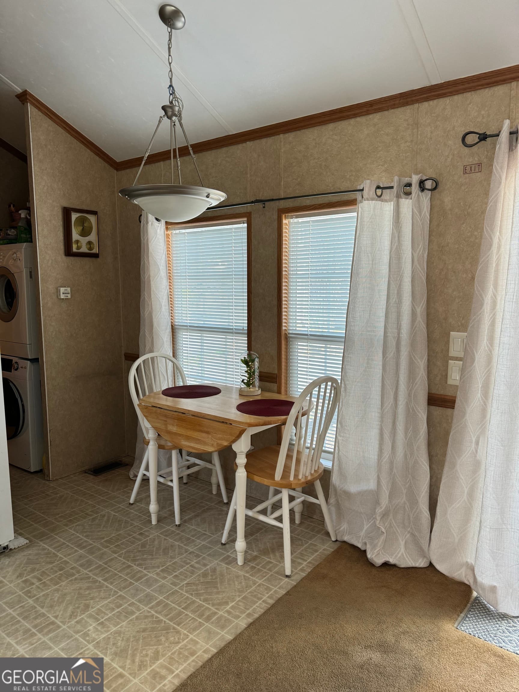 1 bedroom, 1 bathroom, 400 sq ft cabin,single family residence for sale at 88 Canyon Pass Road, Cleveland, GA 30528 — photo 6