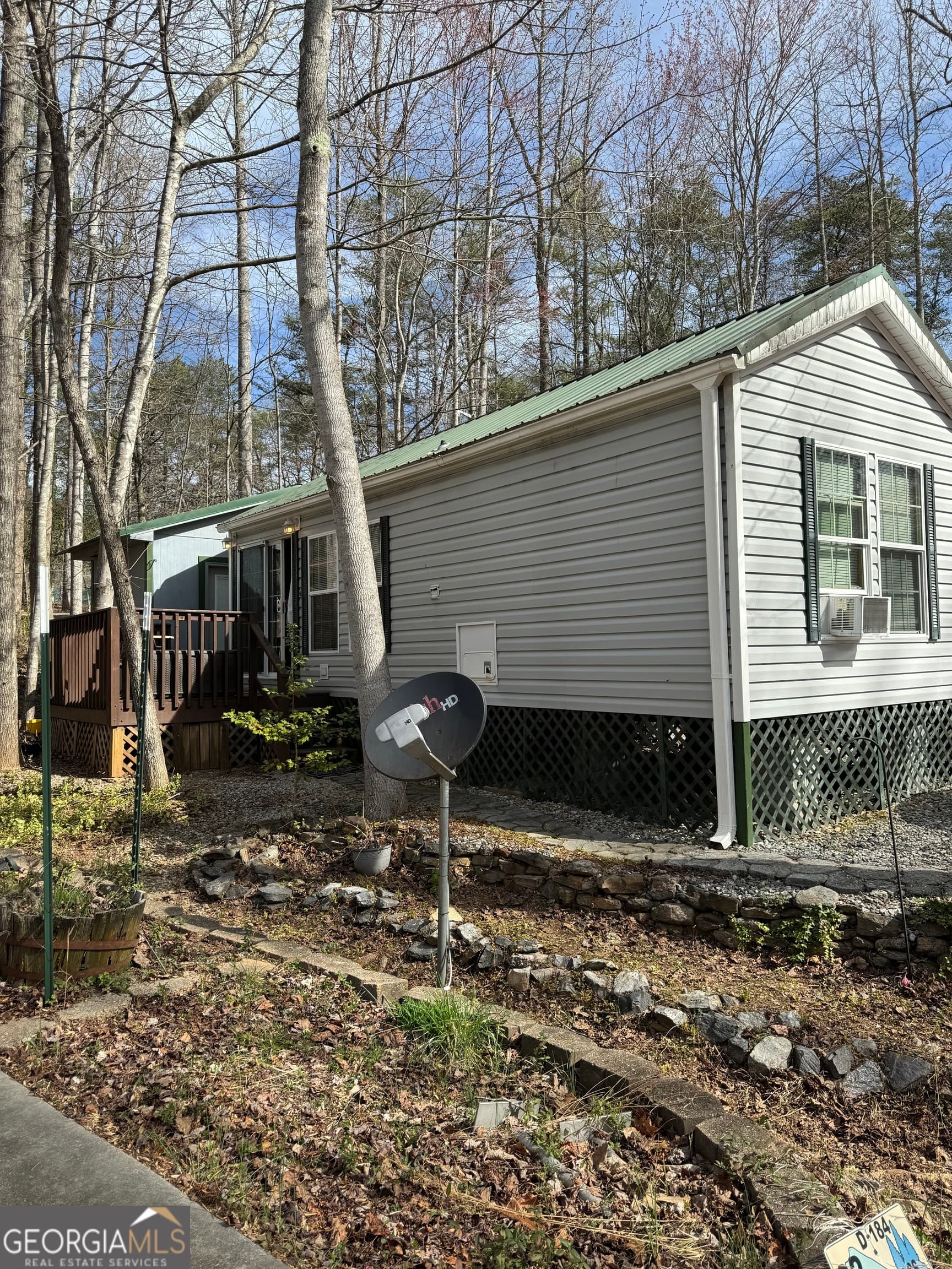 1 bedroom, 1 bathroom, 400 sq ft cabin,single family residence for sale at 88 Canyon Pass Road, Cleveland, GA 30528