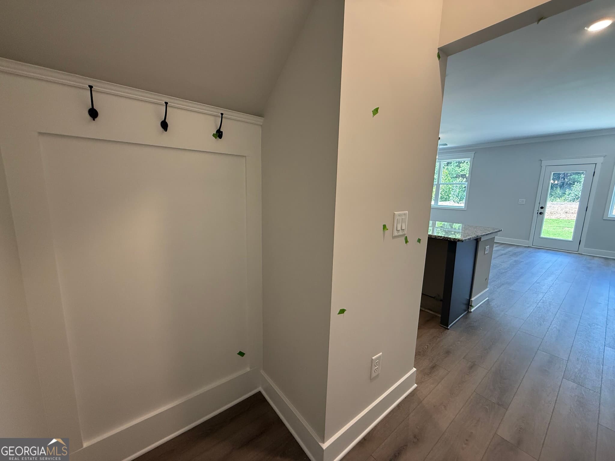 3 bedroom, 2.5 bathroom, 1,853 sq ft townhouse for sale at 291 Brook Landing Circle, Auburn, GA 30011 — photo 10
