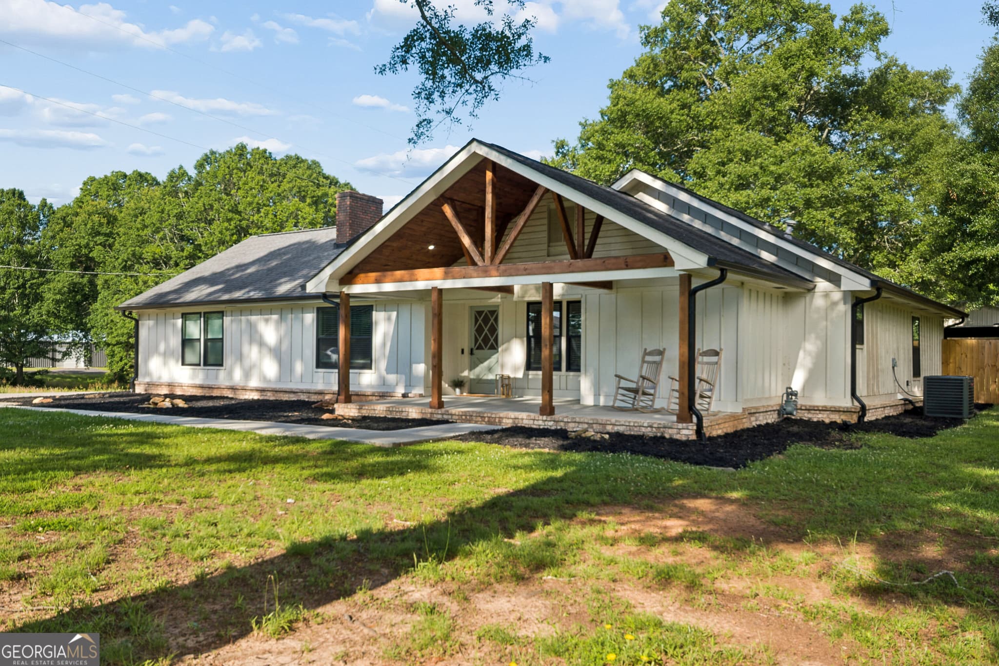 3 bedroom, 3.5 bathroom, 2,020 sq ft single family residence for sale at 7507 Campground Road, Cumming, GA 30040 — photo 6
