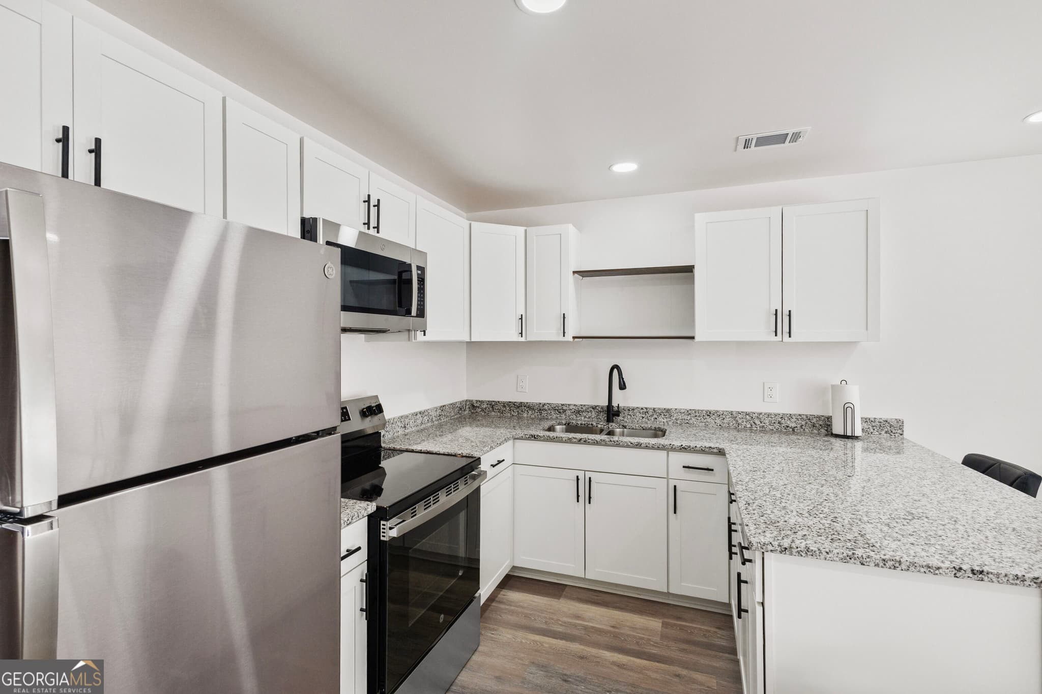 multi family,duplex for sale at 910 Maple Street, Fort Valley, GA 31030 — photo 7