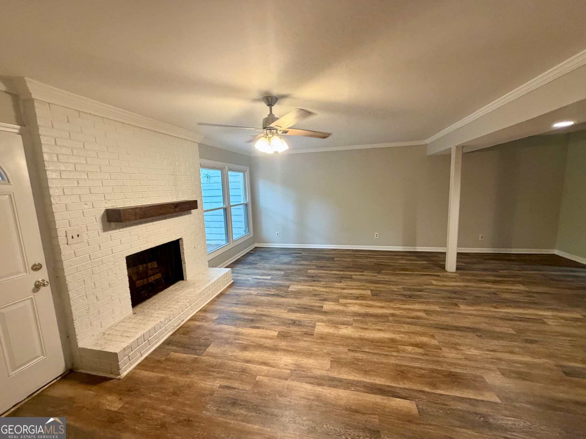 2 bedroom, 2.5 bathroom, 1,452 sq ft townhouse for sale at 397 Patrick Henry Court, Riverdale, GA 30274 — photo 3