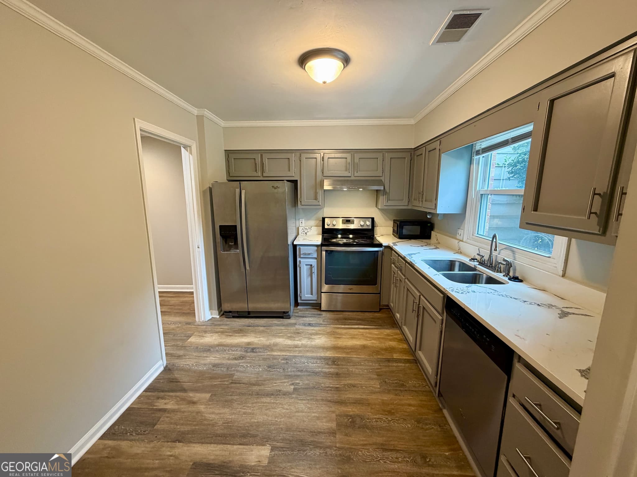 2 bedroom, 2.5 bathroom, 1,452 sq ft townhouse for sale at 397 Patrick Henry Court, Riverdale, GA 30274 — photo 9
