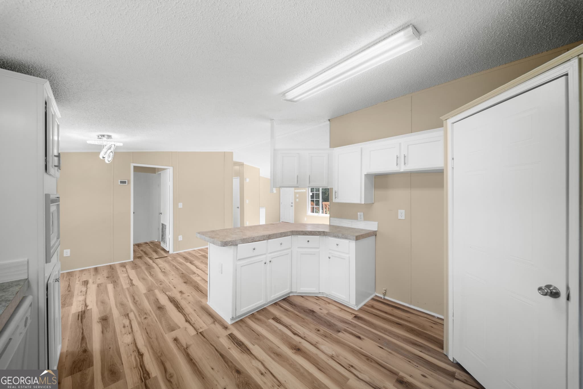 3 bedroom, 2 bathroom, 1,300 sq ft manufactured home,single family residence for sale at 220 Annies Lane, Hephzibah, GA 30815 — photo 10