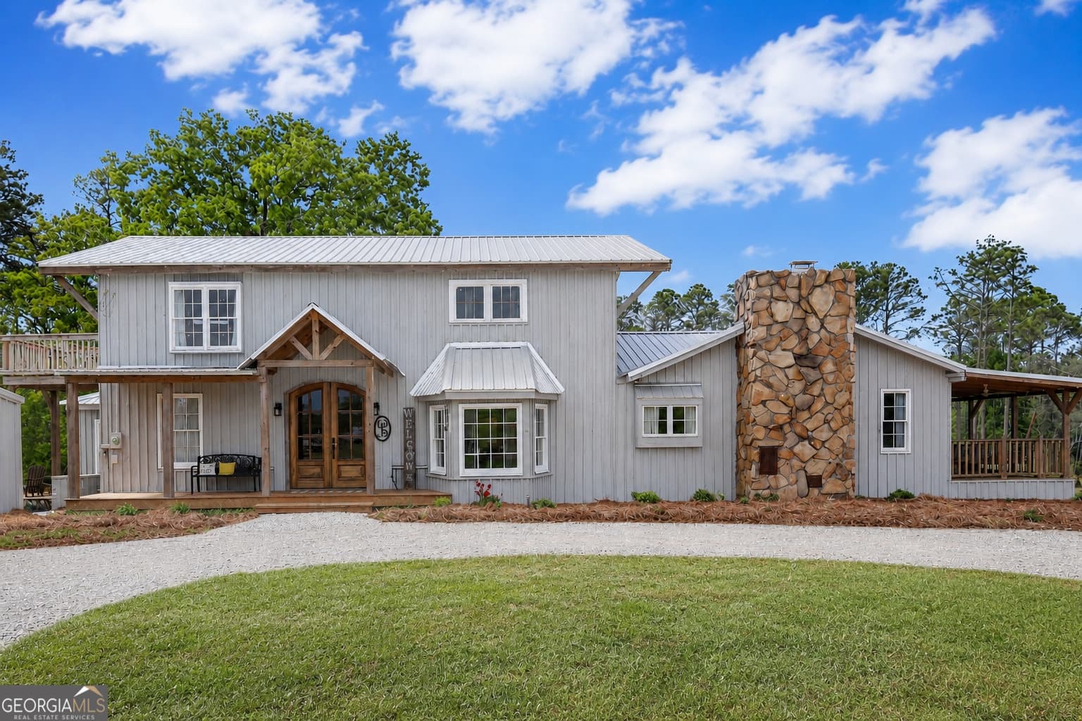 5 bedroom, 3.5 bathroom, 4,640 sq ft single family residence for sale at 3812 Spring Branch Church Road, Baxley, GA 31513
